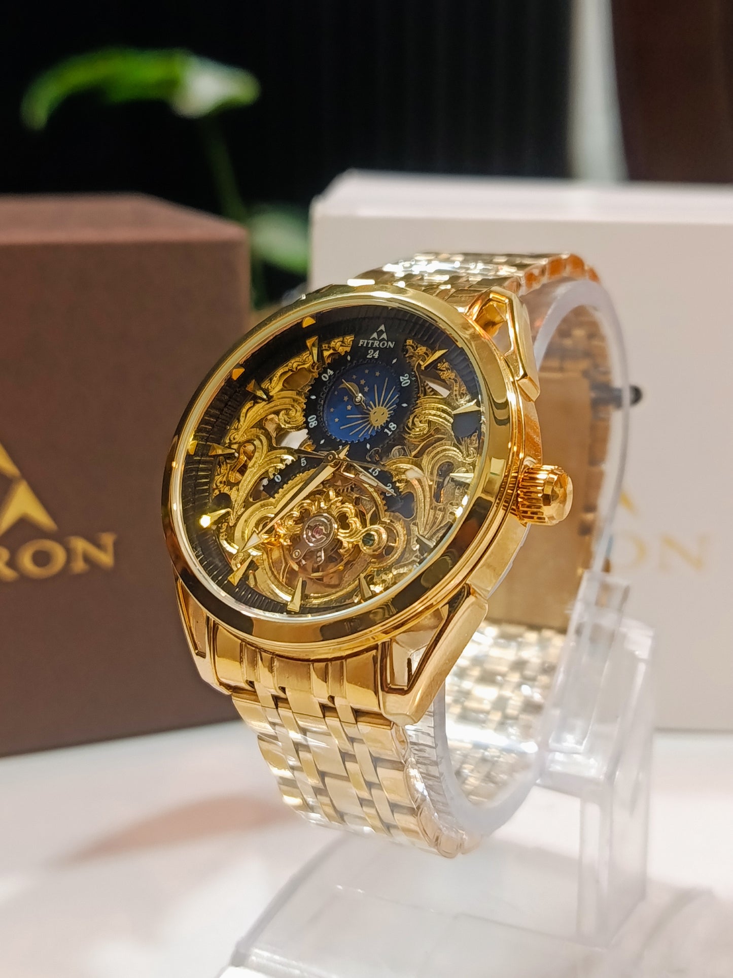Fitron Men's Double Tone Black Dial Colour Watch Gold Colour