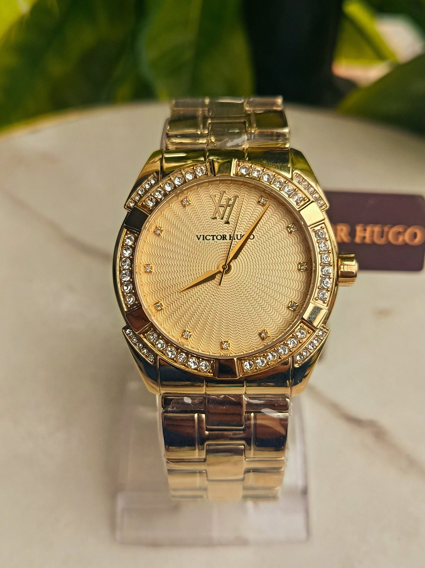 Victor Hugo Unisex Diamond Dial Watch