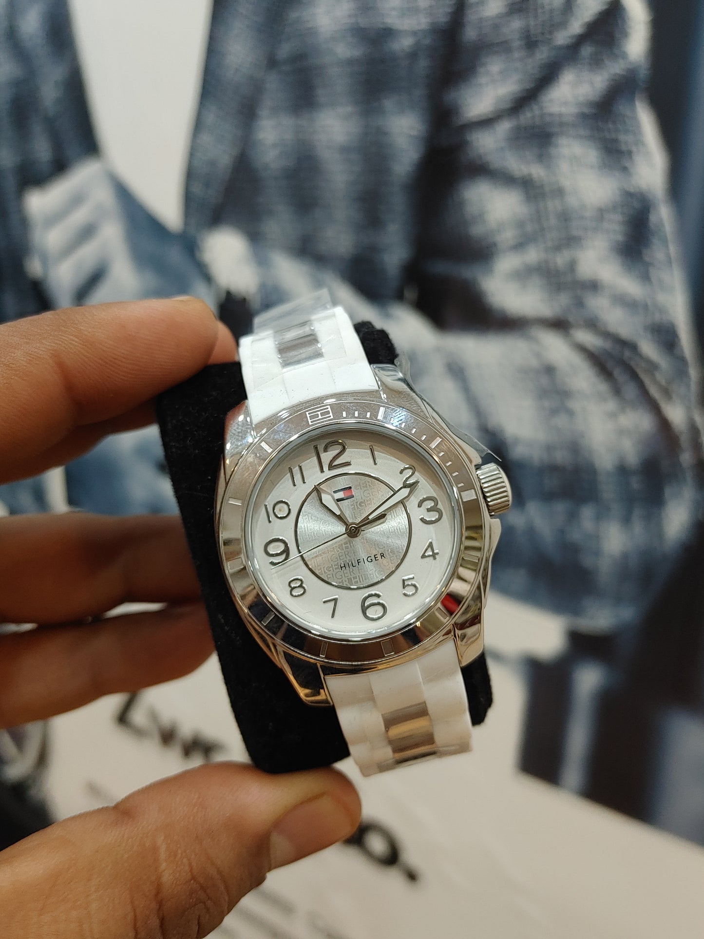 Tommy Hilfiger Wrist Watch For Women on Clearnce