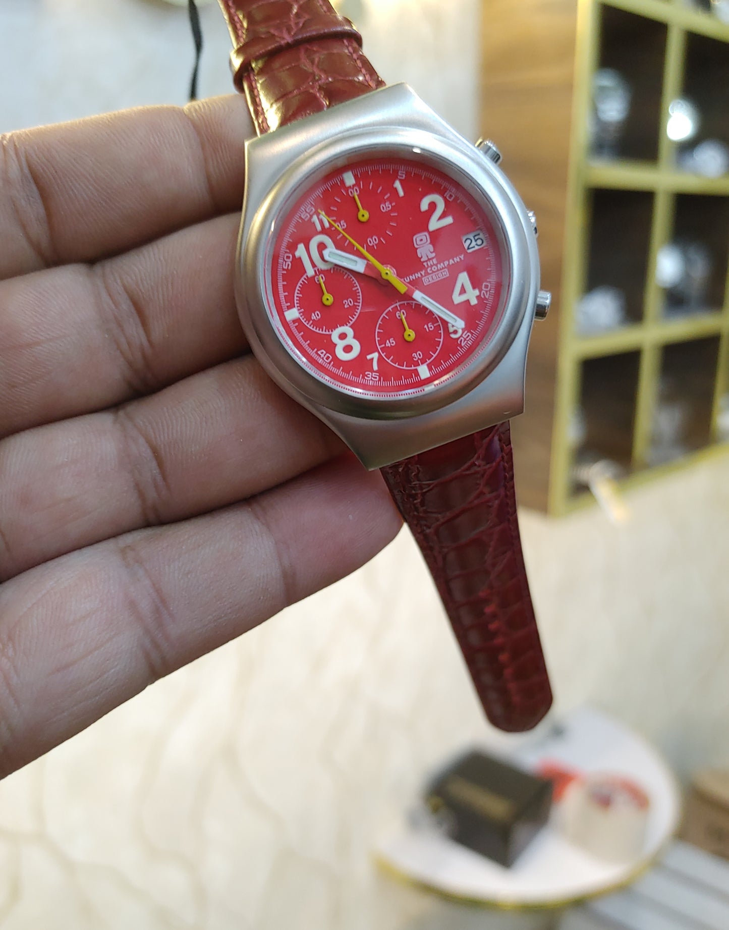 Funny & Company Watch