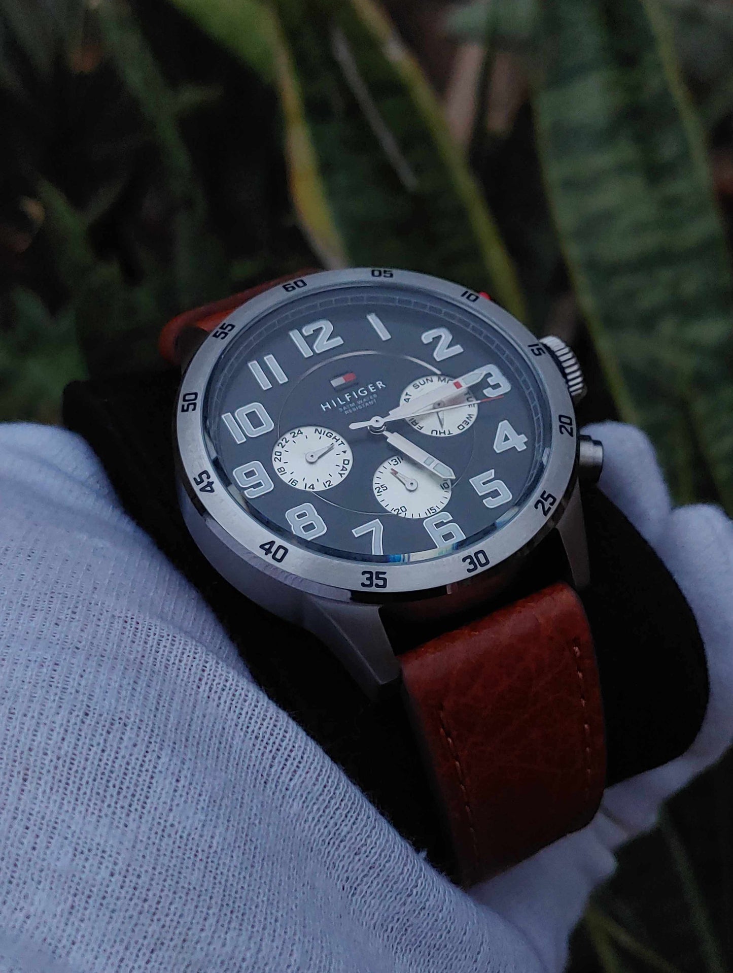 Tommy Hilfiger Leather Strap Watch For Men