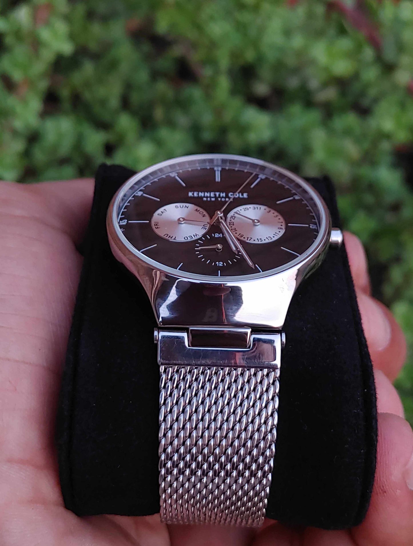 Kenneth Cole Chornograph Wrist Watch For Men