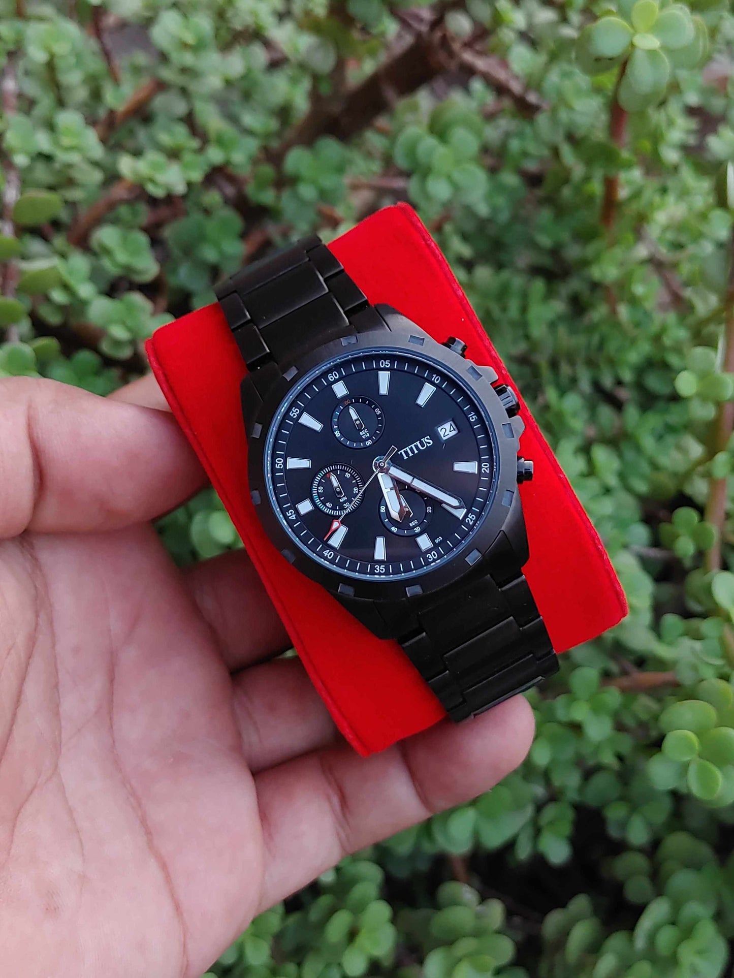 Titus Luxury Black Wrist Watch Edition