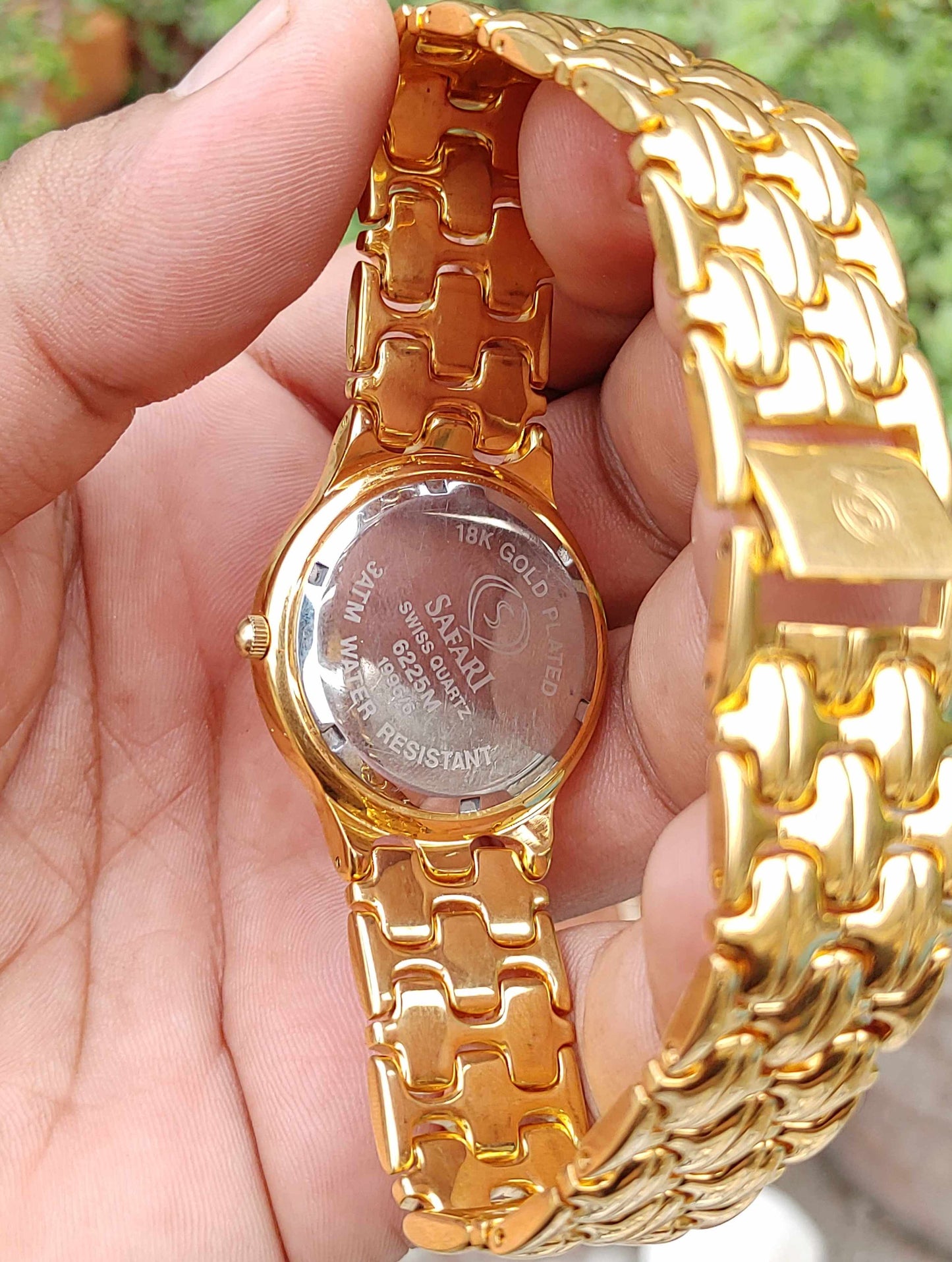 Safari 18k Gold Plated Vintage Watch For Men