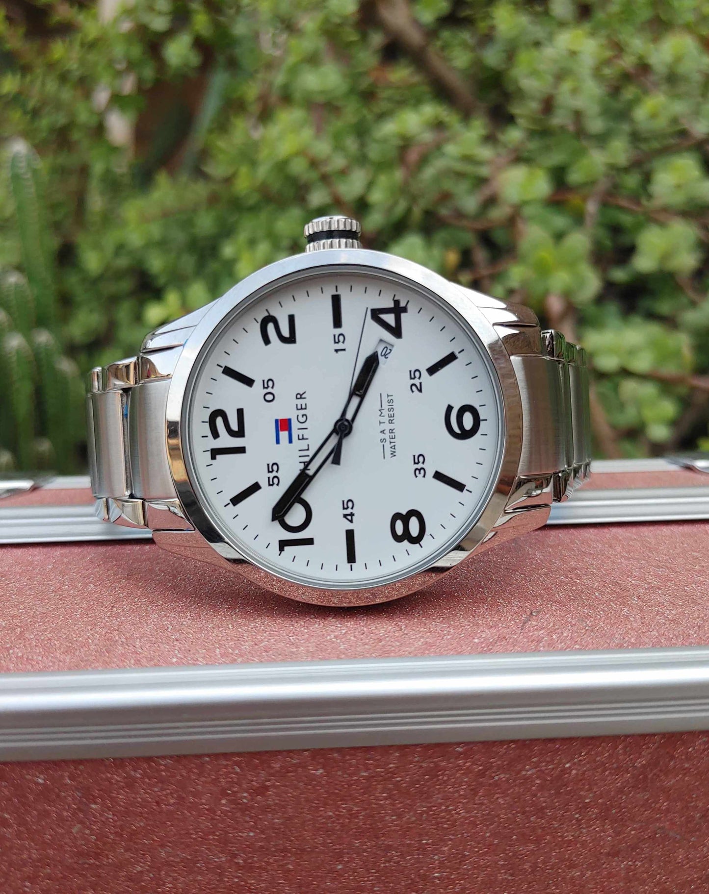 Tommy Hilfiger Classic Wrist Watch For Men Stainless Steel White Dial