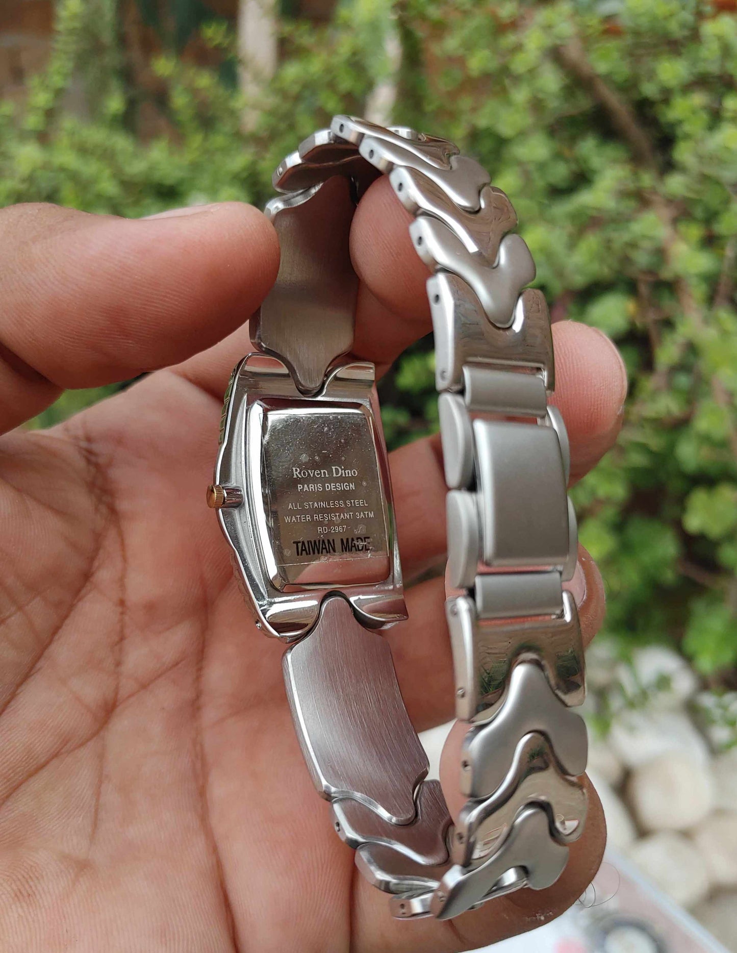 Roven Dino Paris Design Watch For Men in Black Dial