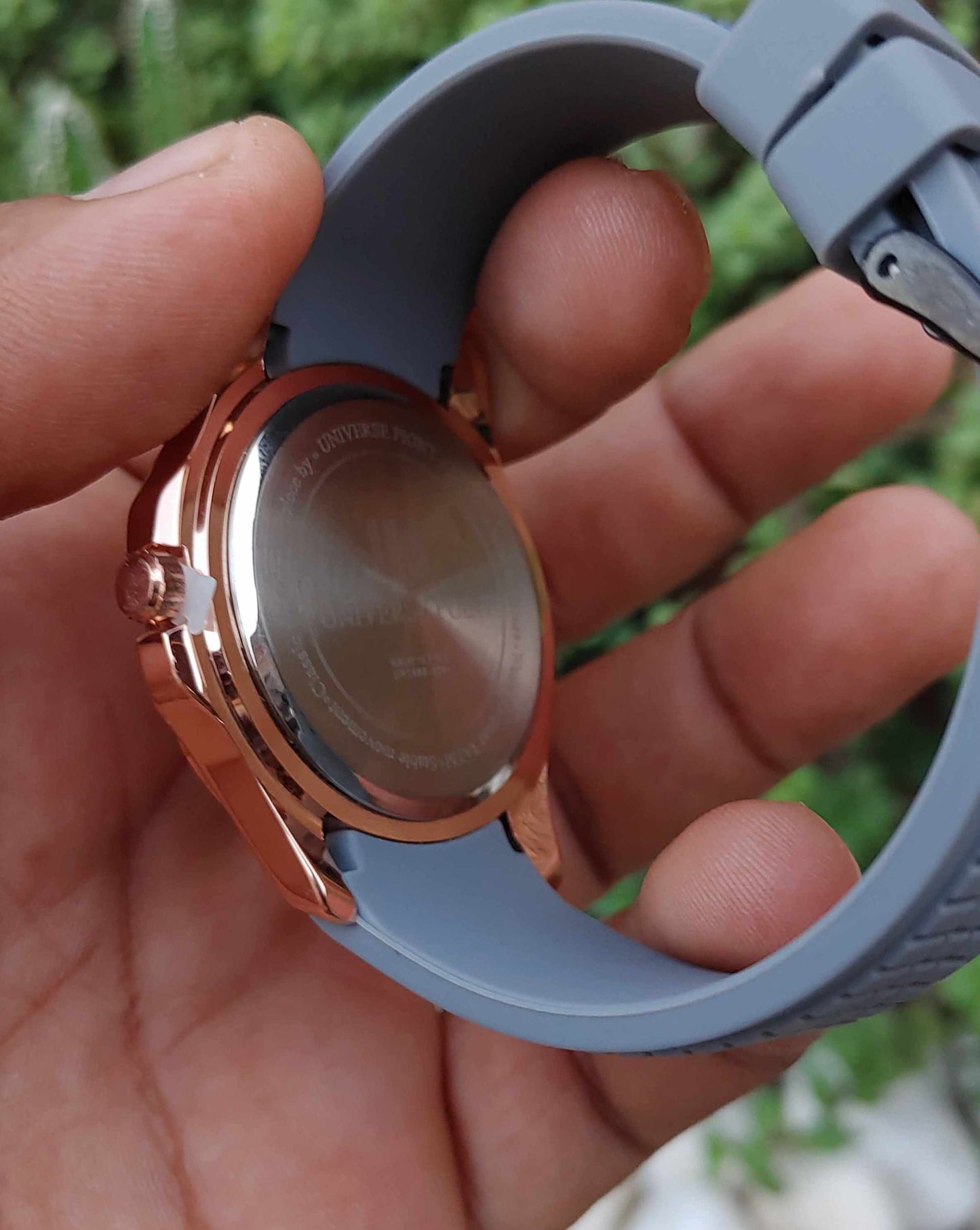 Universe Point Grey Rubber Strap Metal Case 40mm Watch for Men