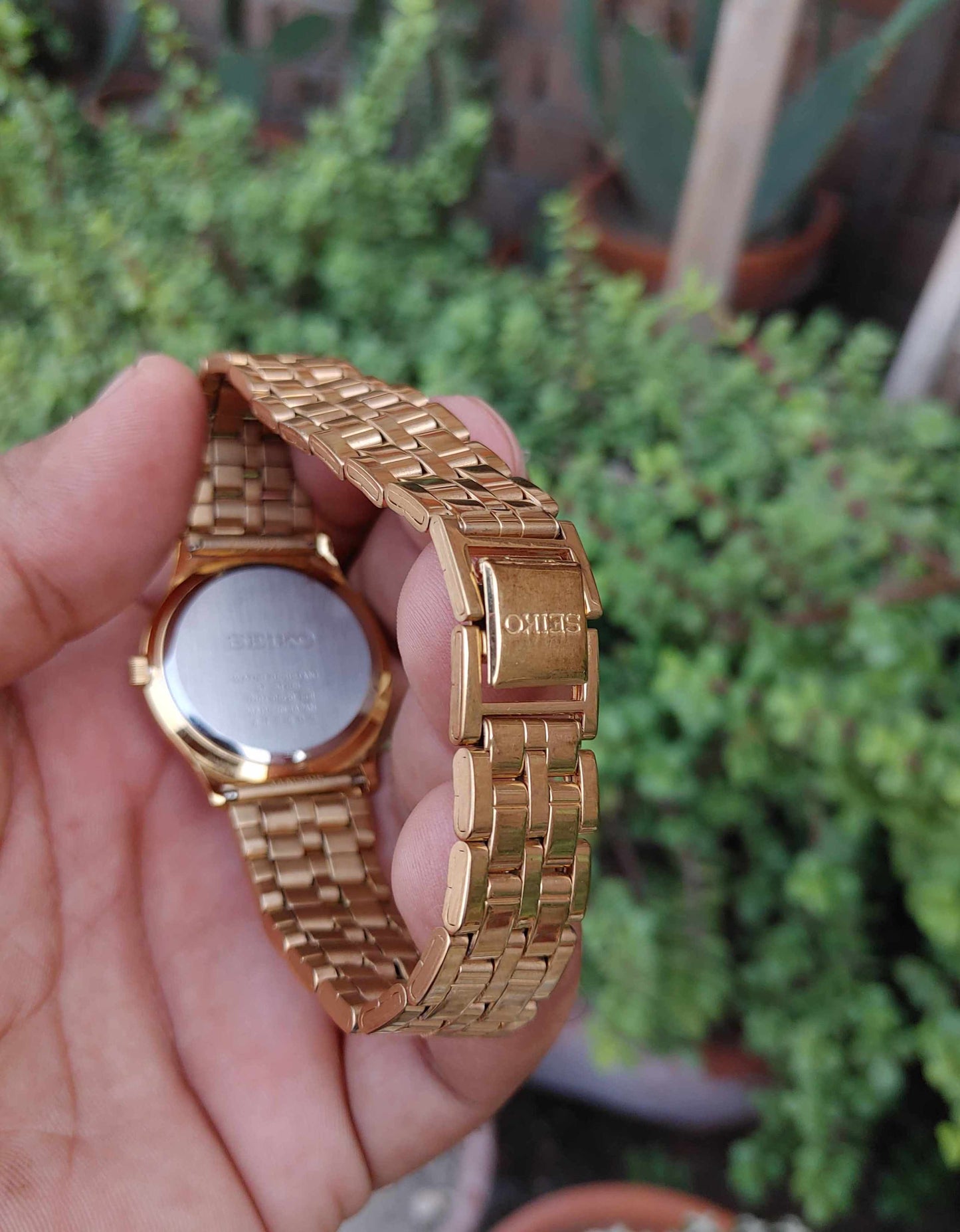 Seiko Vintage Gold Japan Movement Watch for Men in Light Weight