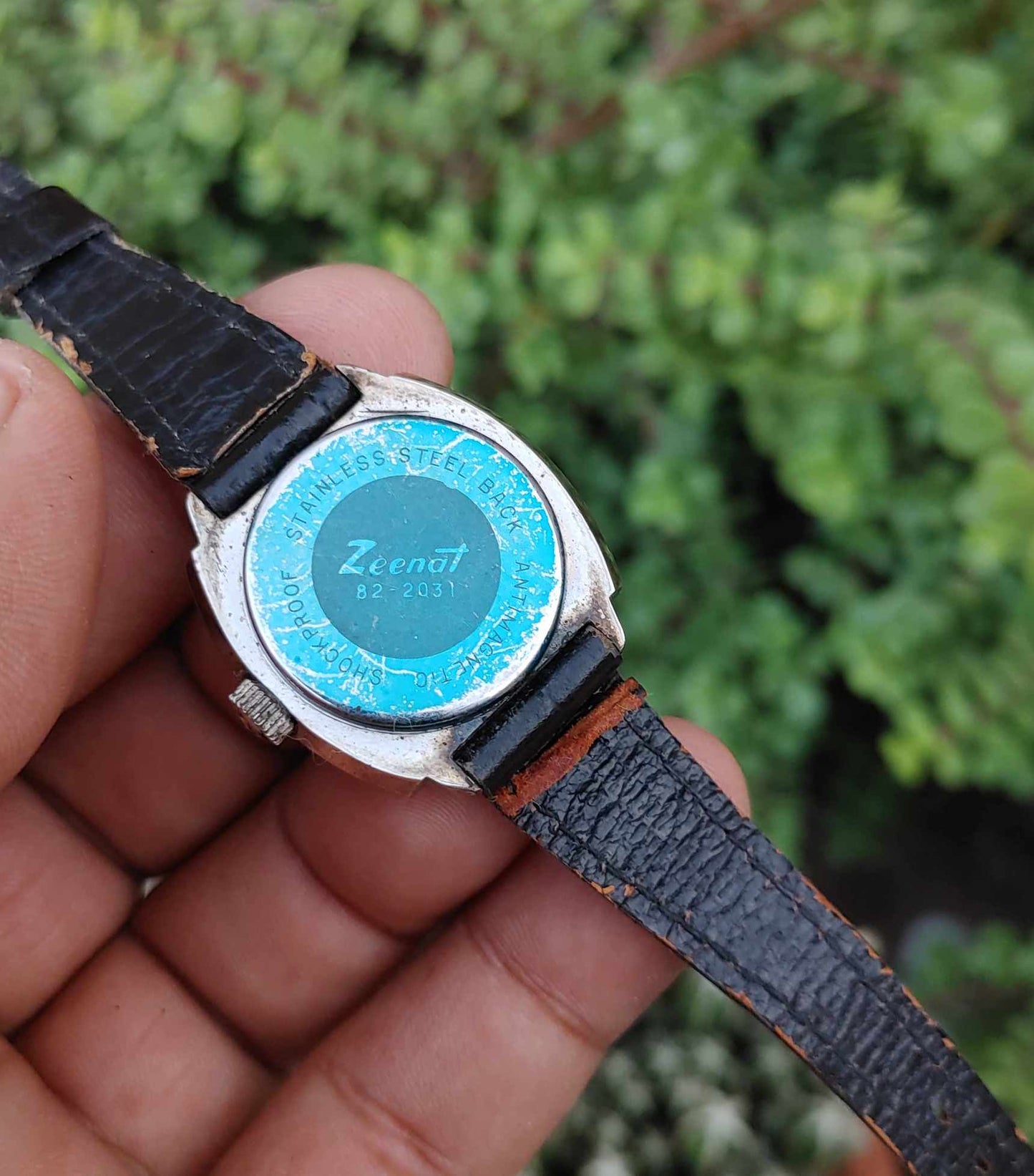 Zeenat Vintage Hand Winding Watch for Women