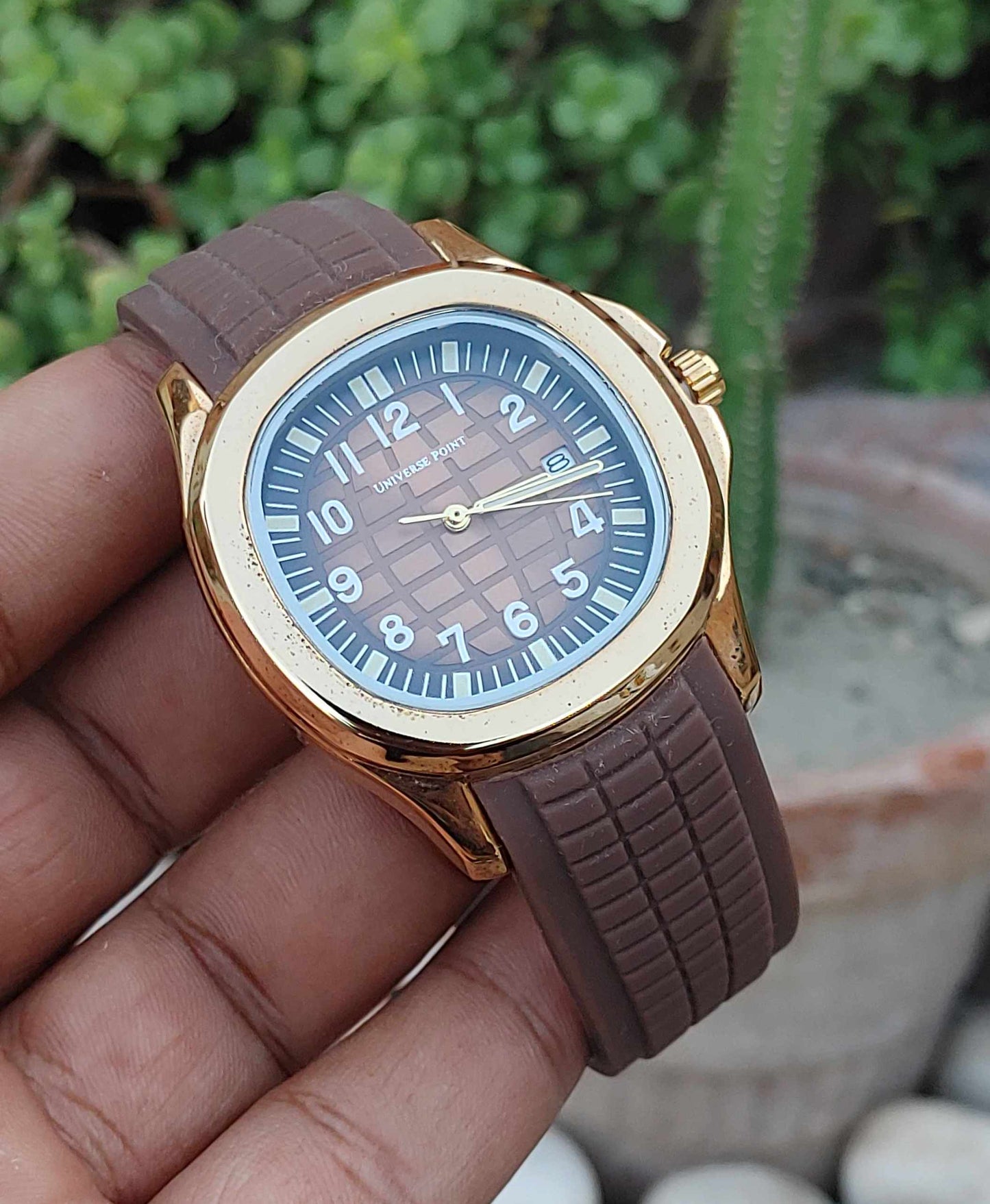 Universe Point Watch For Men Numerical Dial 40mm