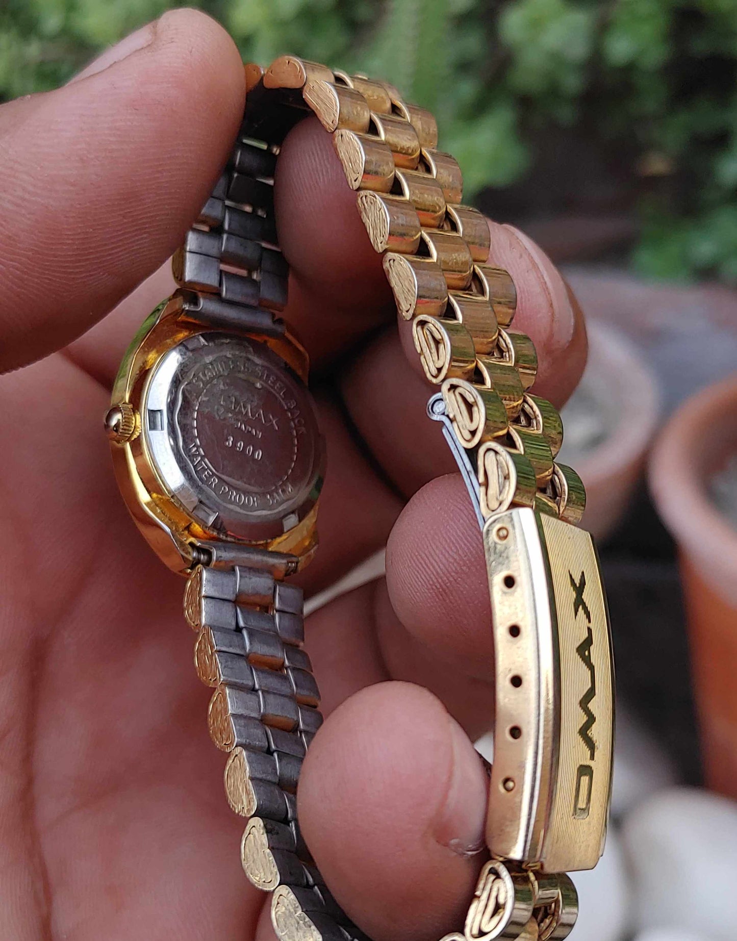 Omax Wrist Watch for Women Diastar Case