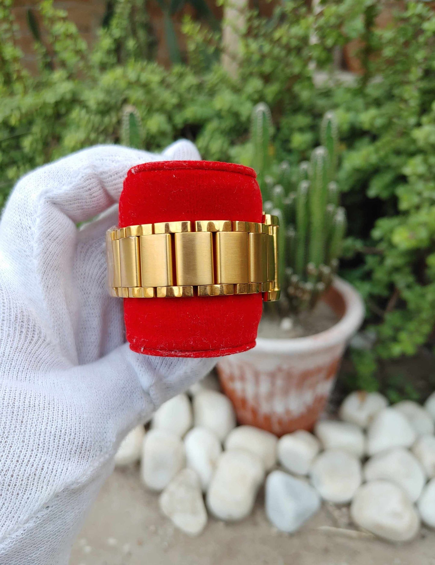 Gucci Gold Premium Quality Watch For Men 40mm Tank Shape