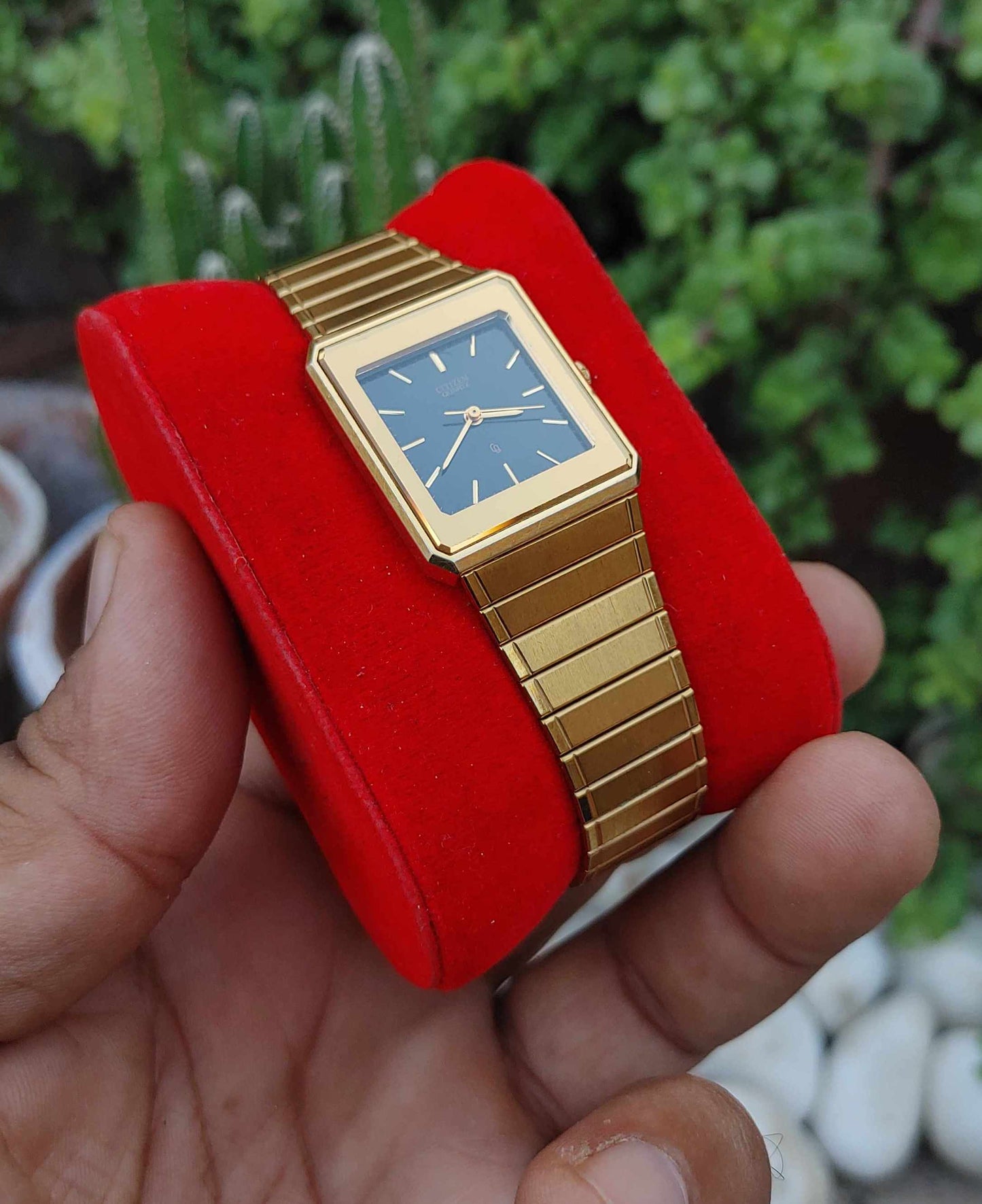 Citizen Watch From Golden Era 32mm Unisex Stainless Steel Tank Shape 90s Vintage Model