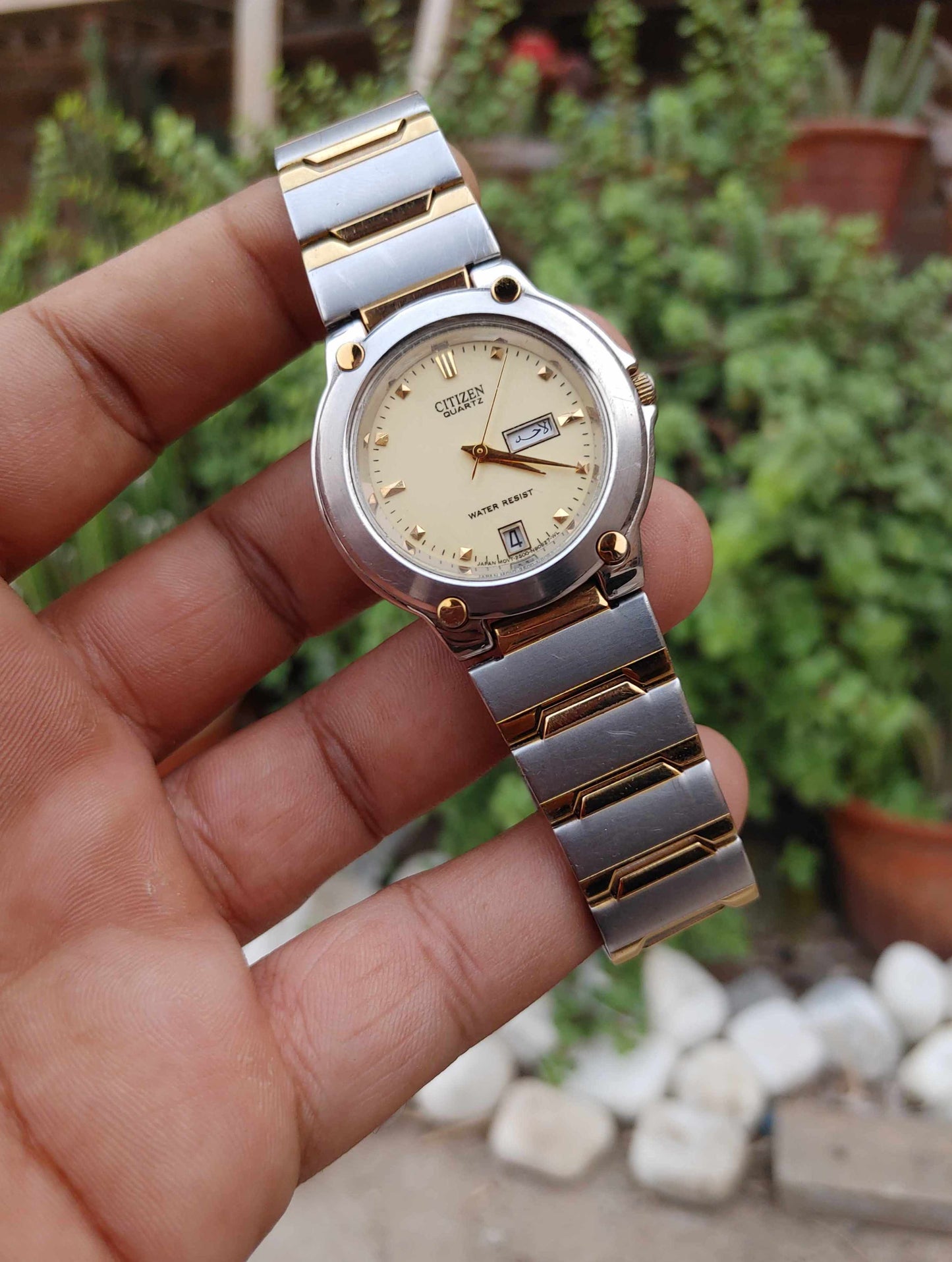 Vintage Citizen Two Tone With Day Day Arabic English