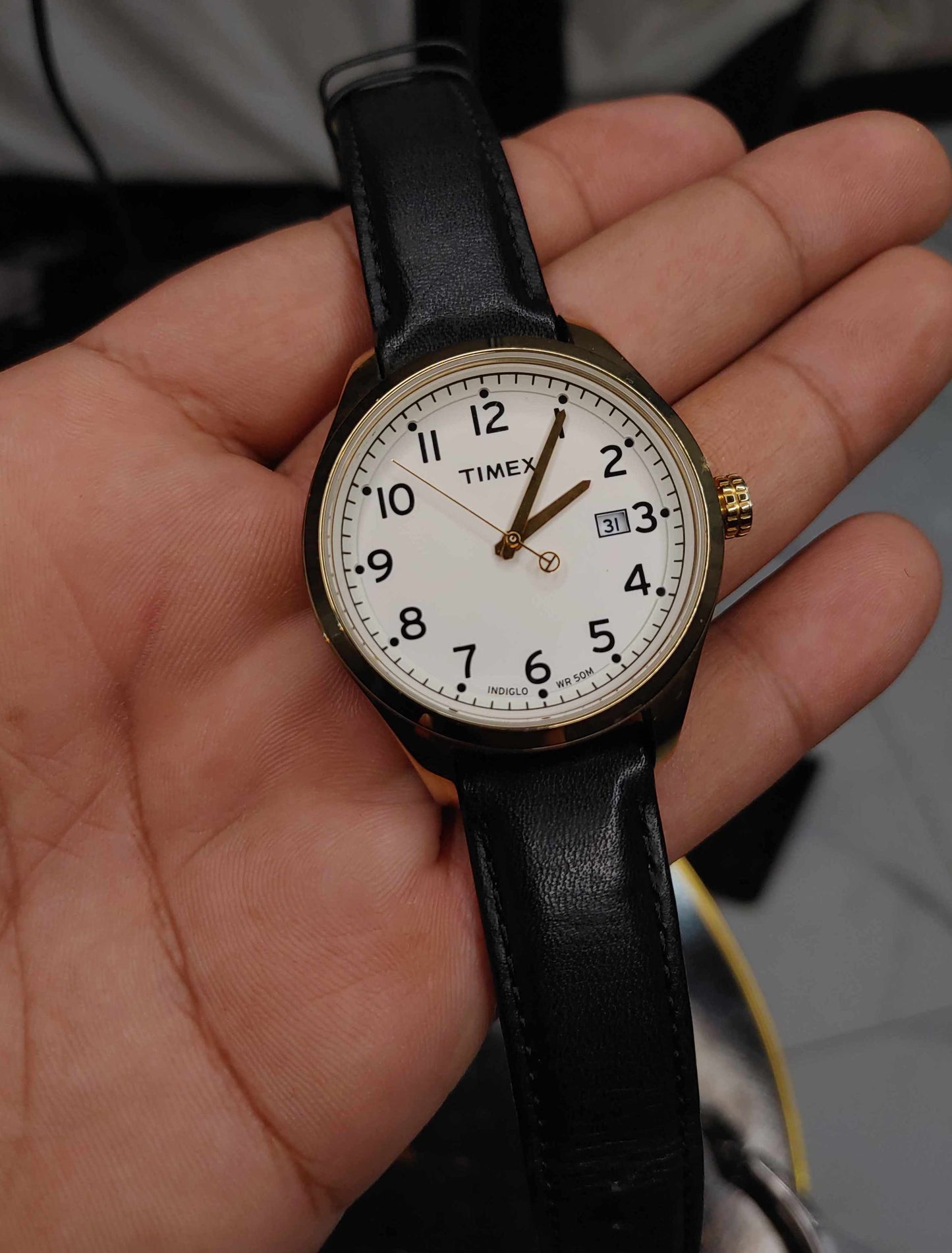 Timex Indiglo WR50m Cr2016 Cell 40mm Case Diameter 40mm Dress Watch For Men