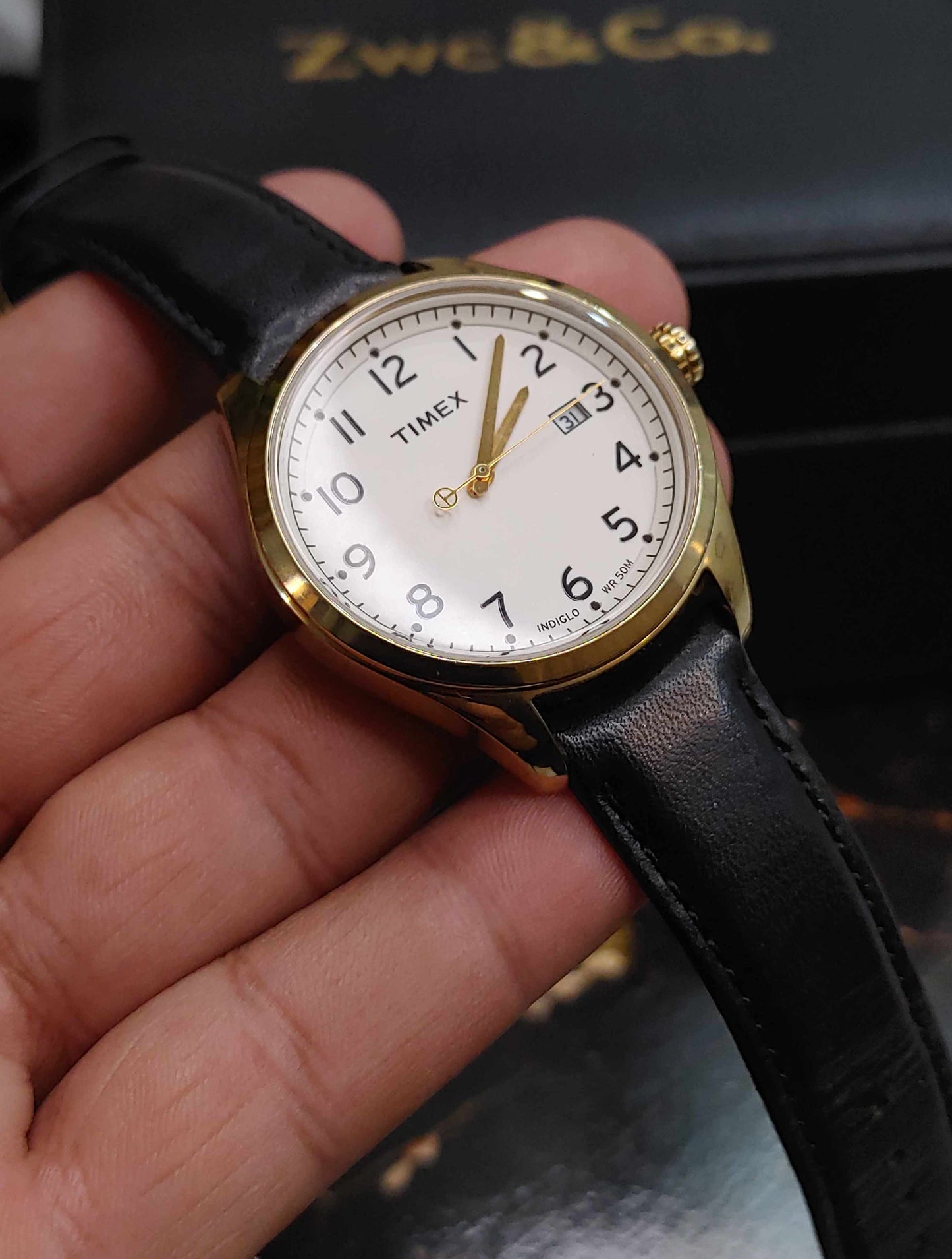 Timex Indiglo WR50m Cr2016 Cell 40mm Case Diameter 40mm Dress Watch For Men
