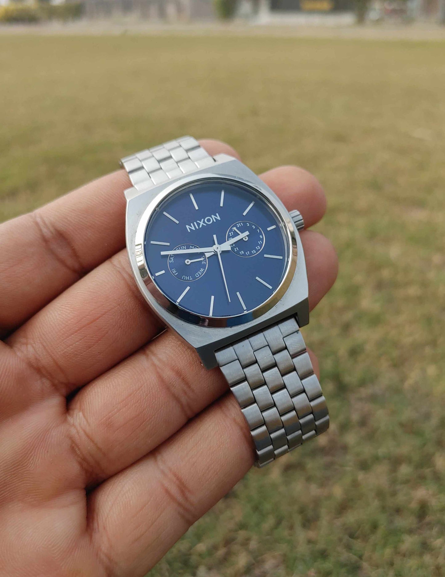 Nixon Date o Graph Watch For Men in Blue Case Diameter