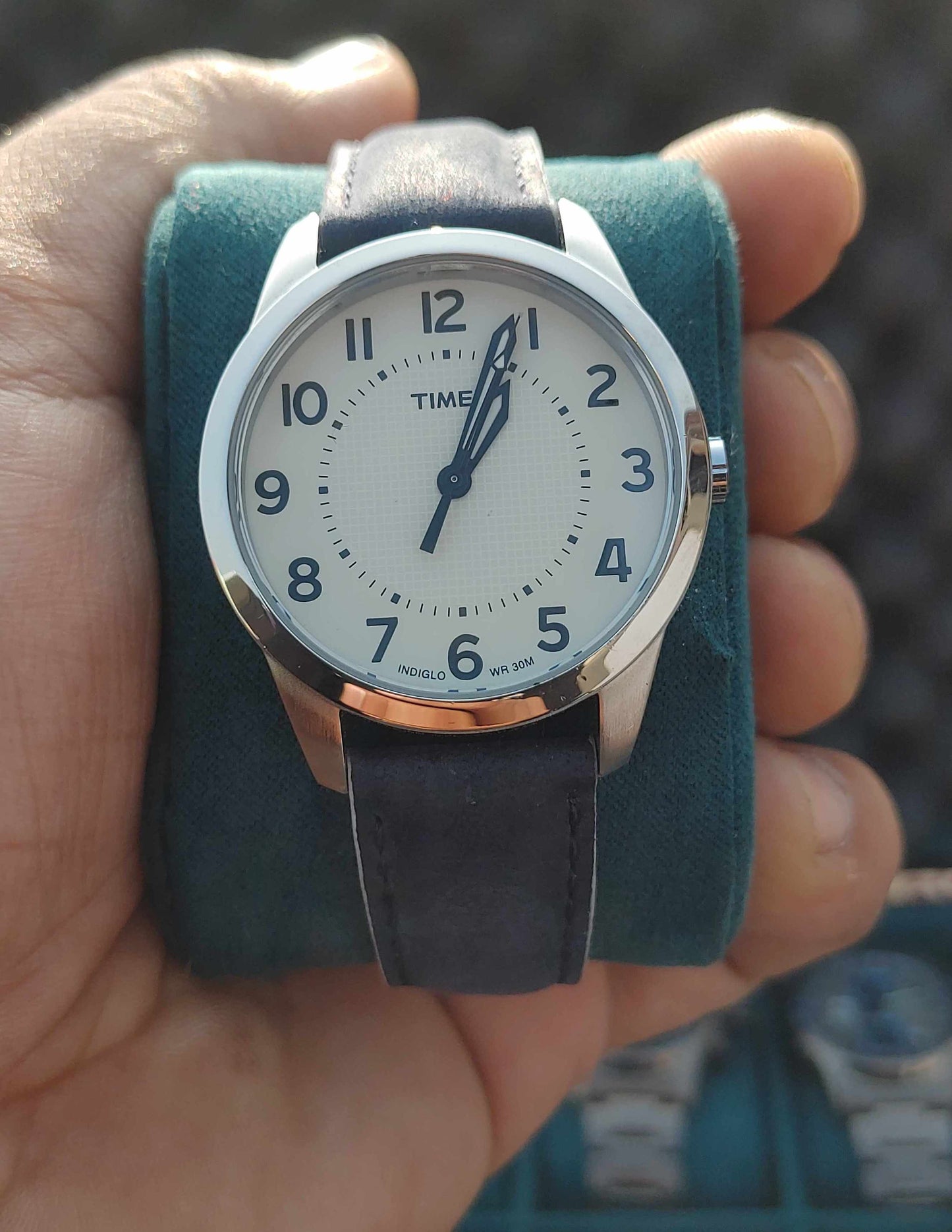 Timex Uk Indiglo WR30m Cr2016 Leather Strap Watch For Men