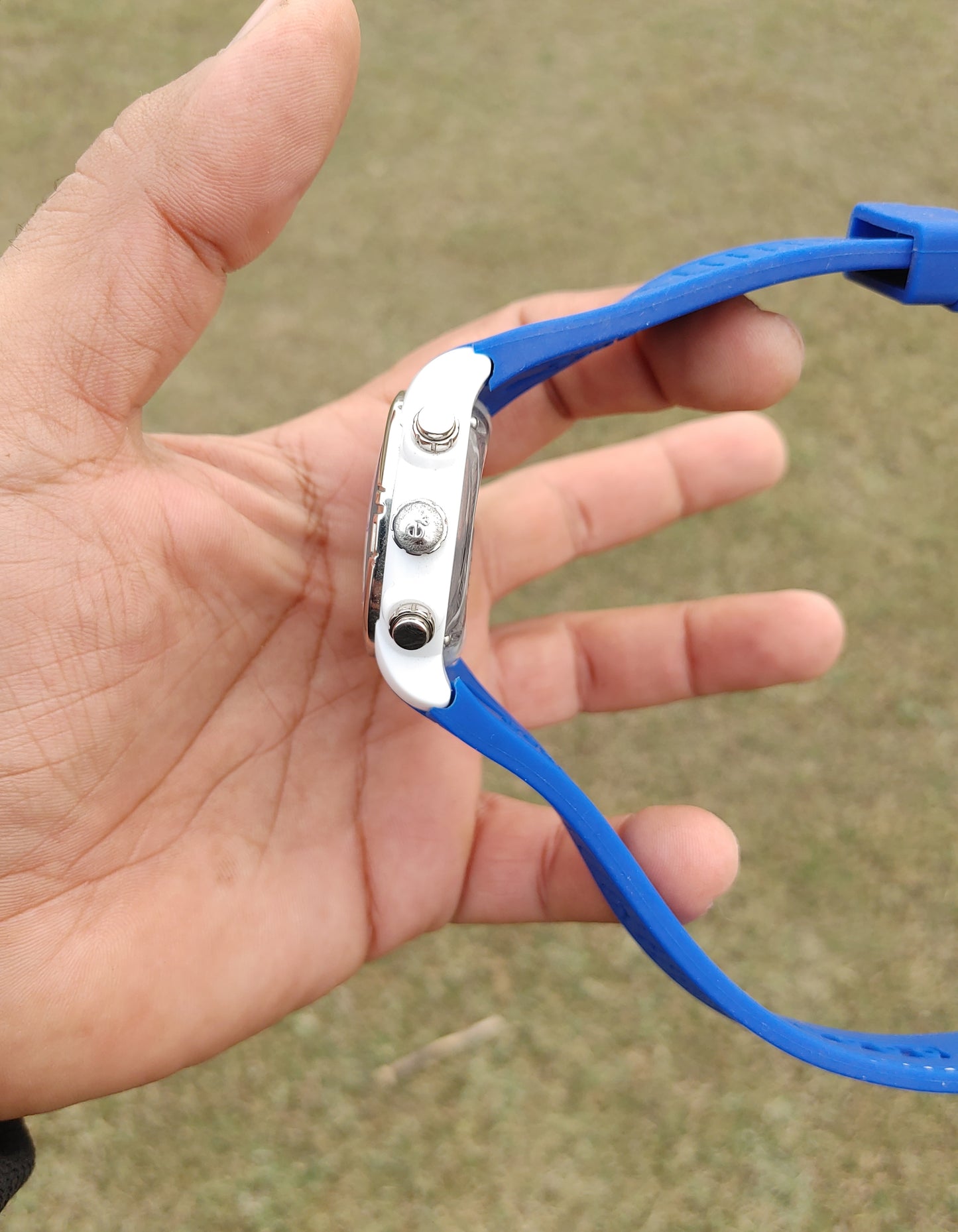 Tenedence Watch For Men with Water Scale Dial Blue Rubber Strap Chronograph