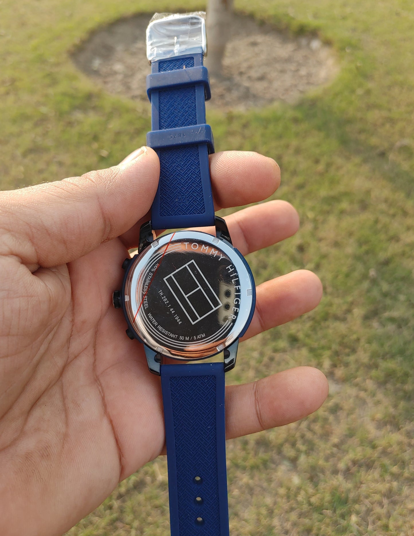 Tommy Hilfiger Black Blue Case Blue Rubber Strap Date o Graph Watch For Men Quartz Japan Movement