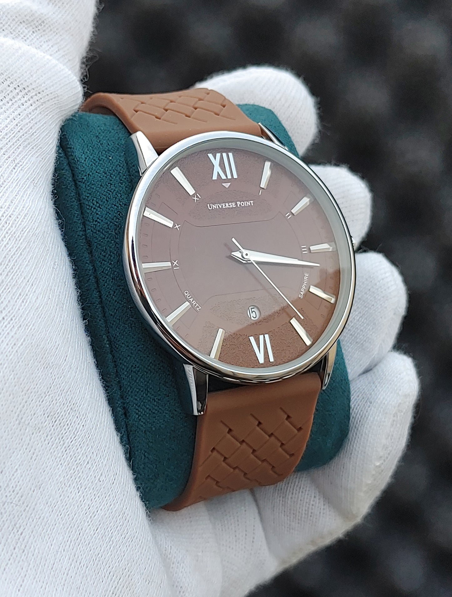 Universe Point Roman Numbering Dial Watch For Men