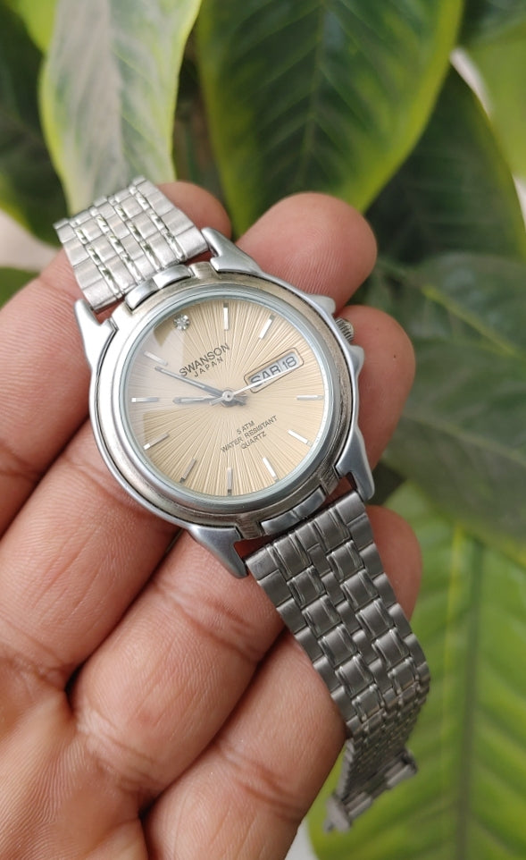Swanson Yellow Gold Dial 5y23-8A60 Watch