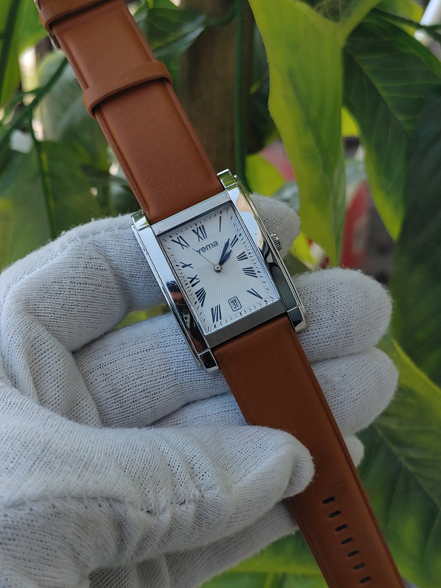 Yema YA-357 Tank Shape Leather Strap Watch