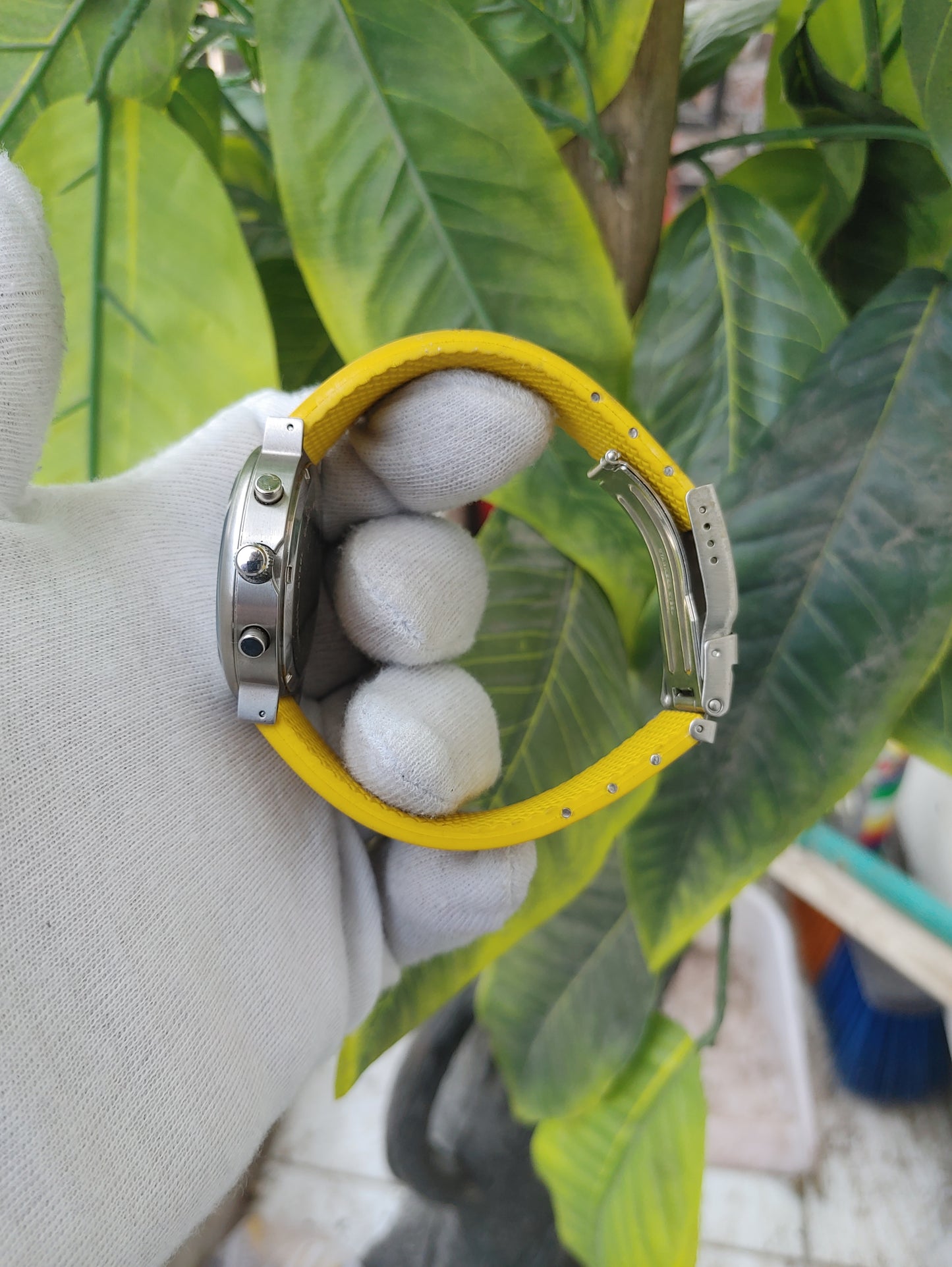 Custom Chrnograph Rubber Strap Watch