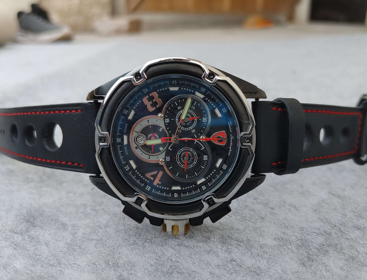 Tonino Lamborghini Mesh Chronograph Watch TL 807SB – Carbon Bezel, PVD Case