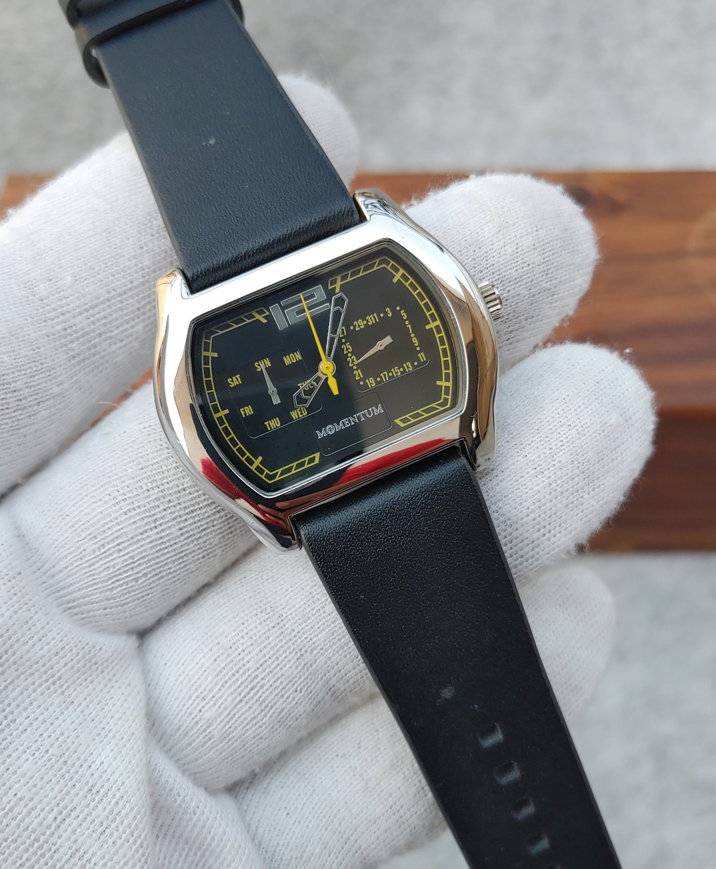 Momentum Men's Date o Graph Watch Black Dial