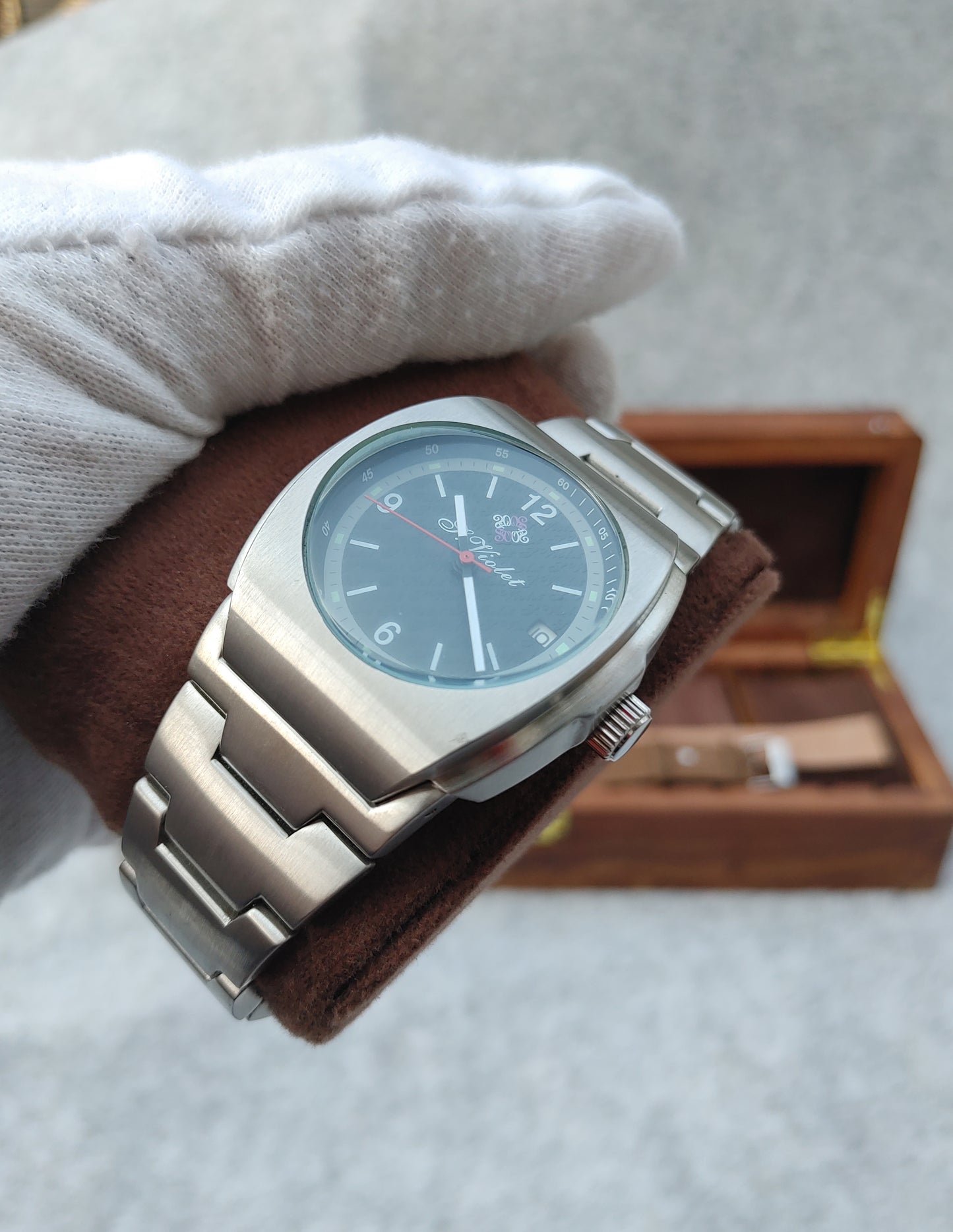 J.Violet Automatic Watch
