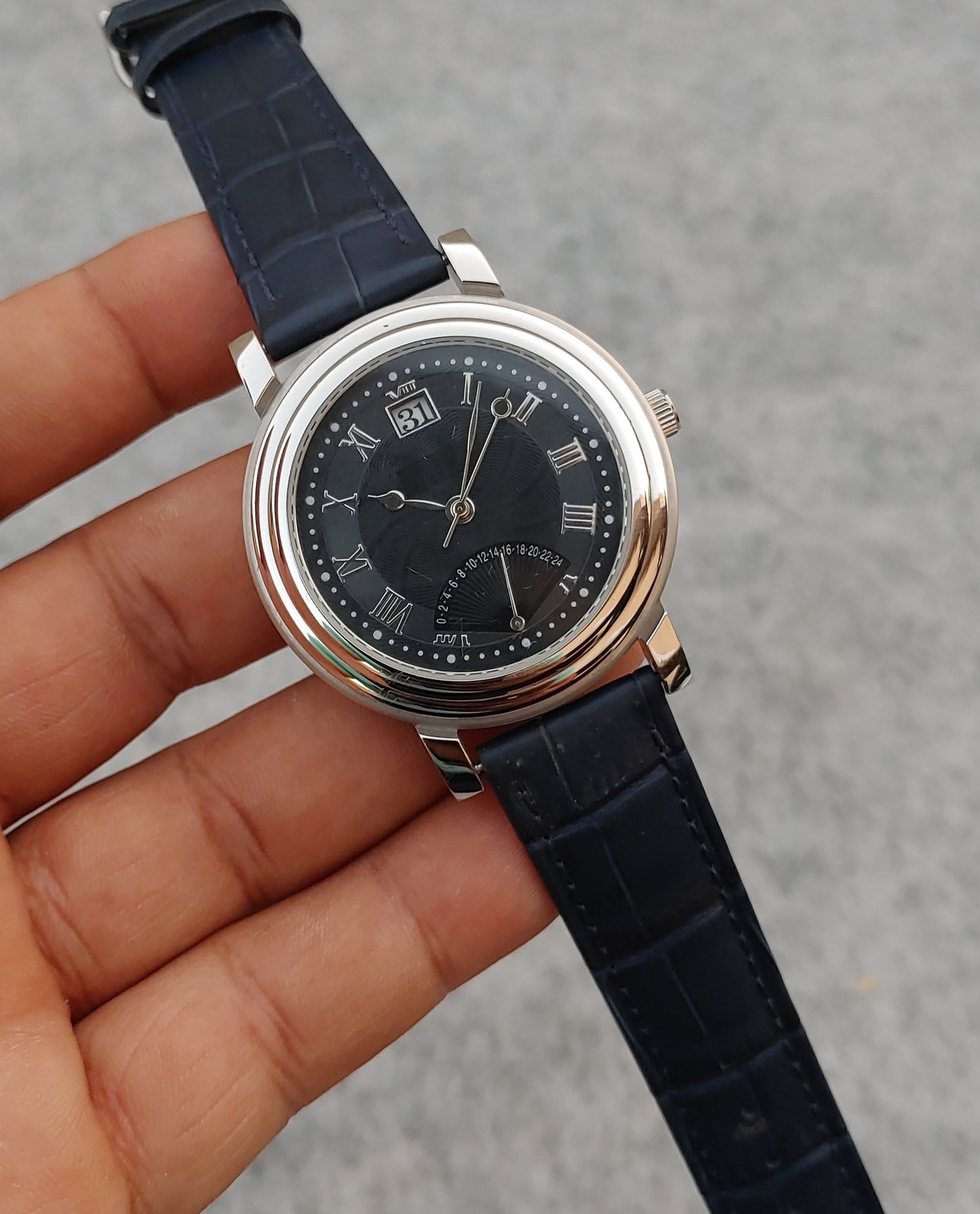 Branded Quartz Imported Hong Kong Men's Watch