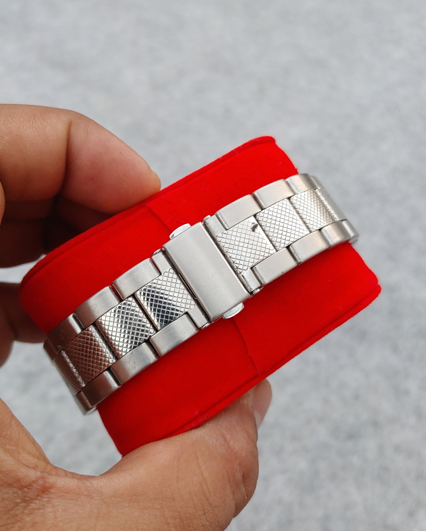 Branded Chrnograph Men's Stainless-steel Watch