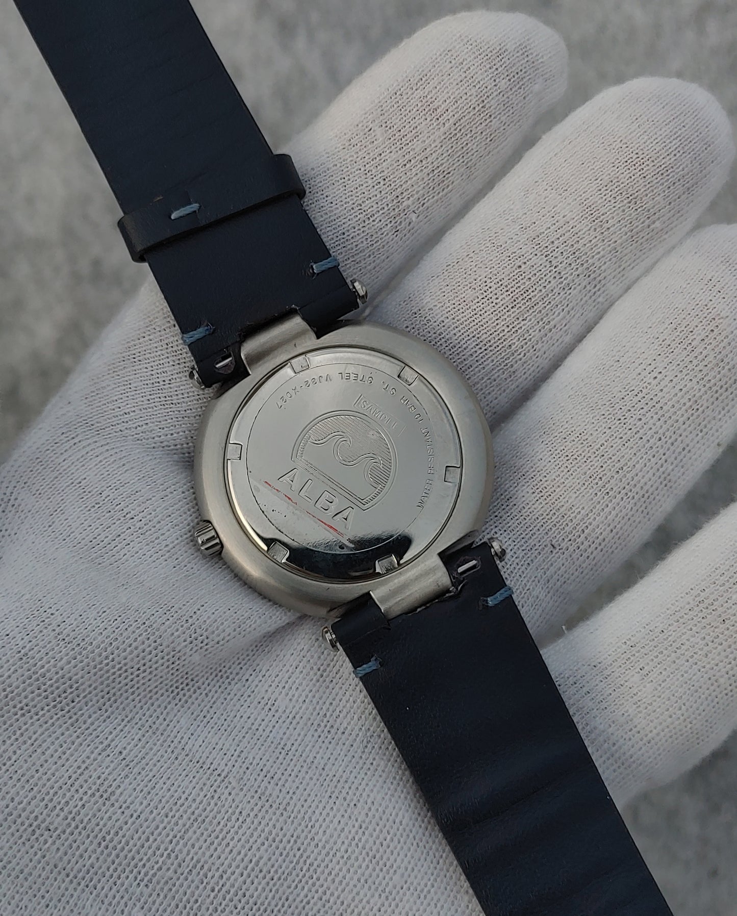 Alba Leather Strap Men's Watch Blue Dial Number's Dial