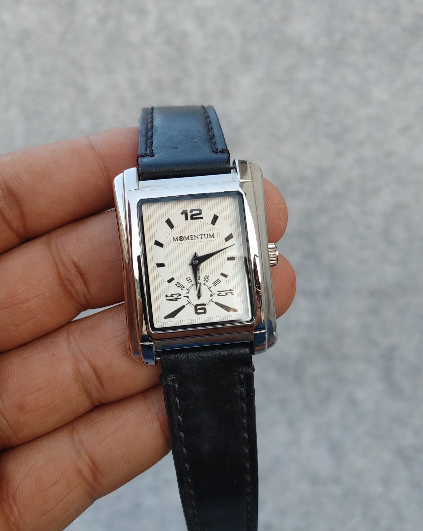 Momentum Down Indicator Men's Watch Sqaure Dial