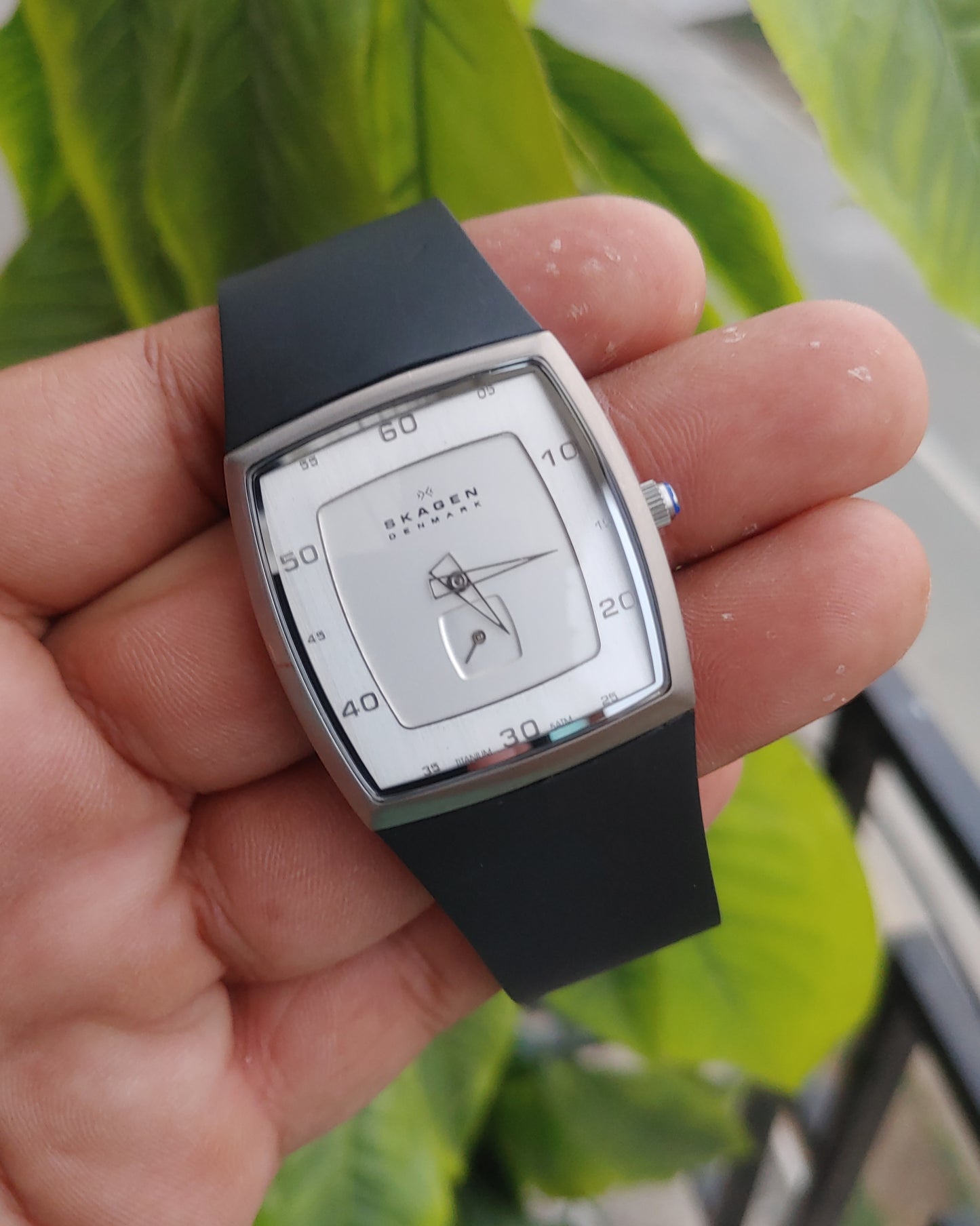 Skagen 380LTMRW Men's Slim Watch