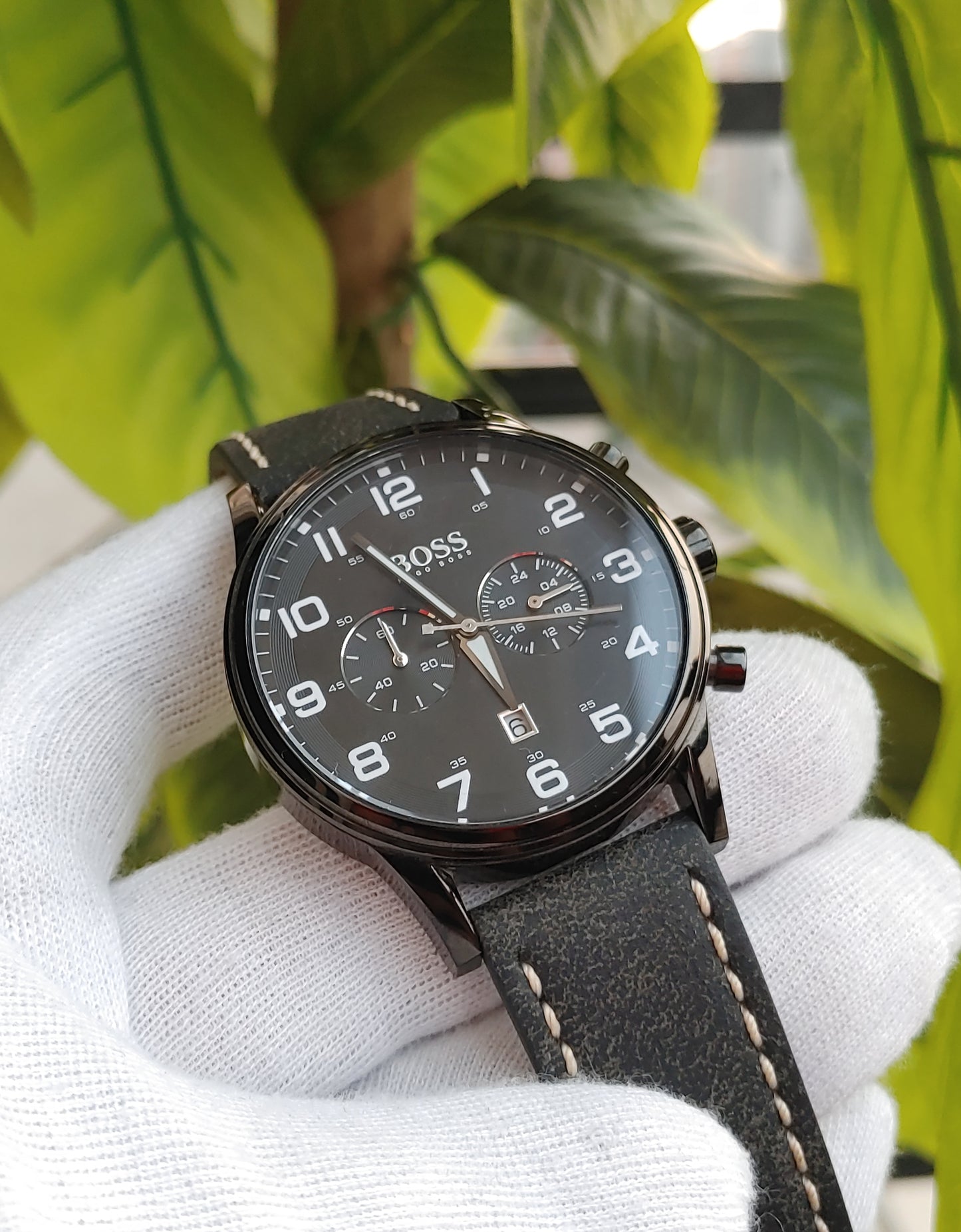 Hugo Boss Black Chrnograph Men's Leather Strap Watch
