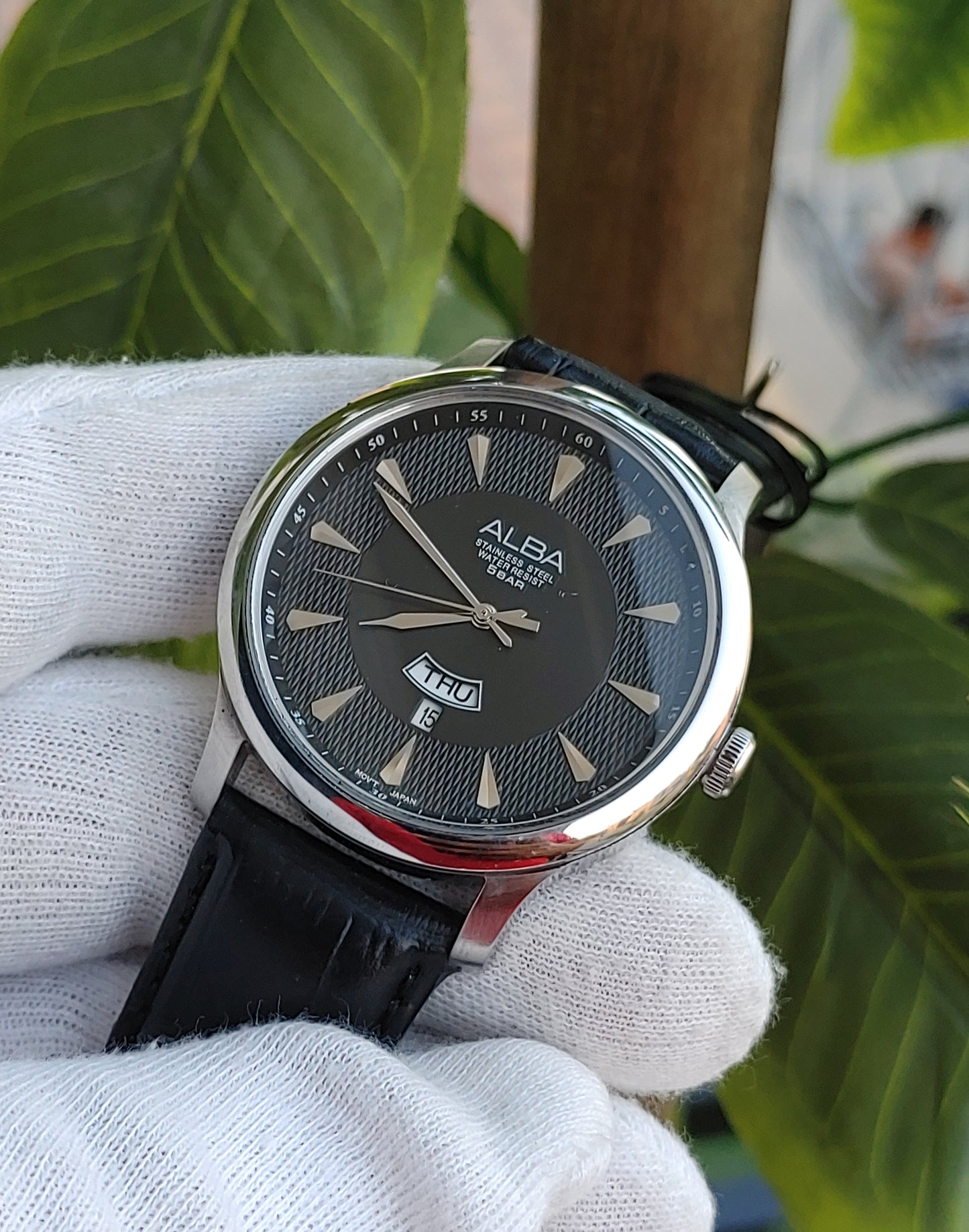 ALBA Men’s Analog Day Date Black Leather Strap Watch VJ33-X015BL