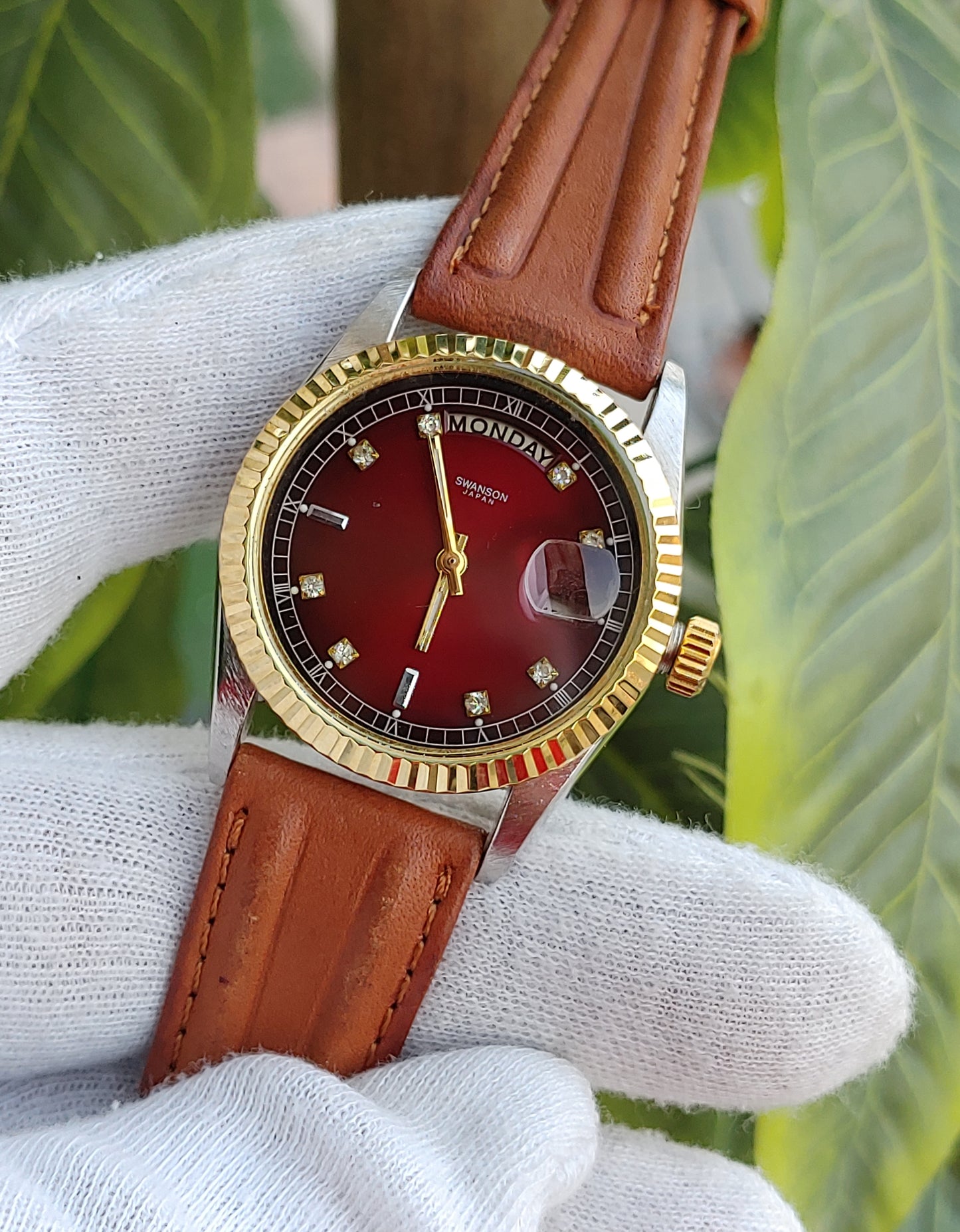 Swanson Vintage Men's Leather Strap Watch