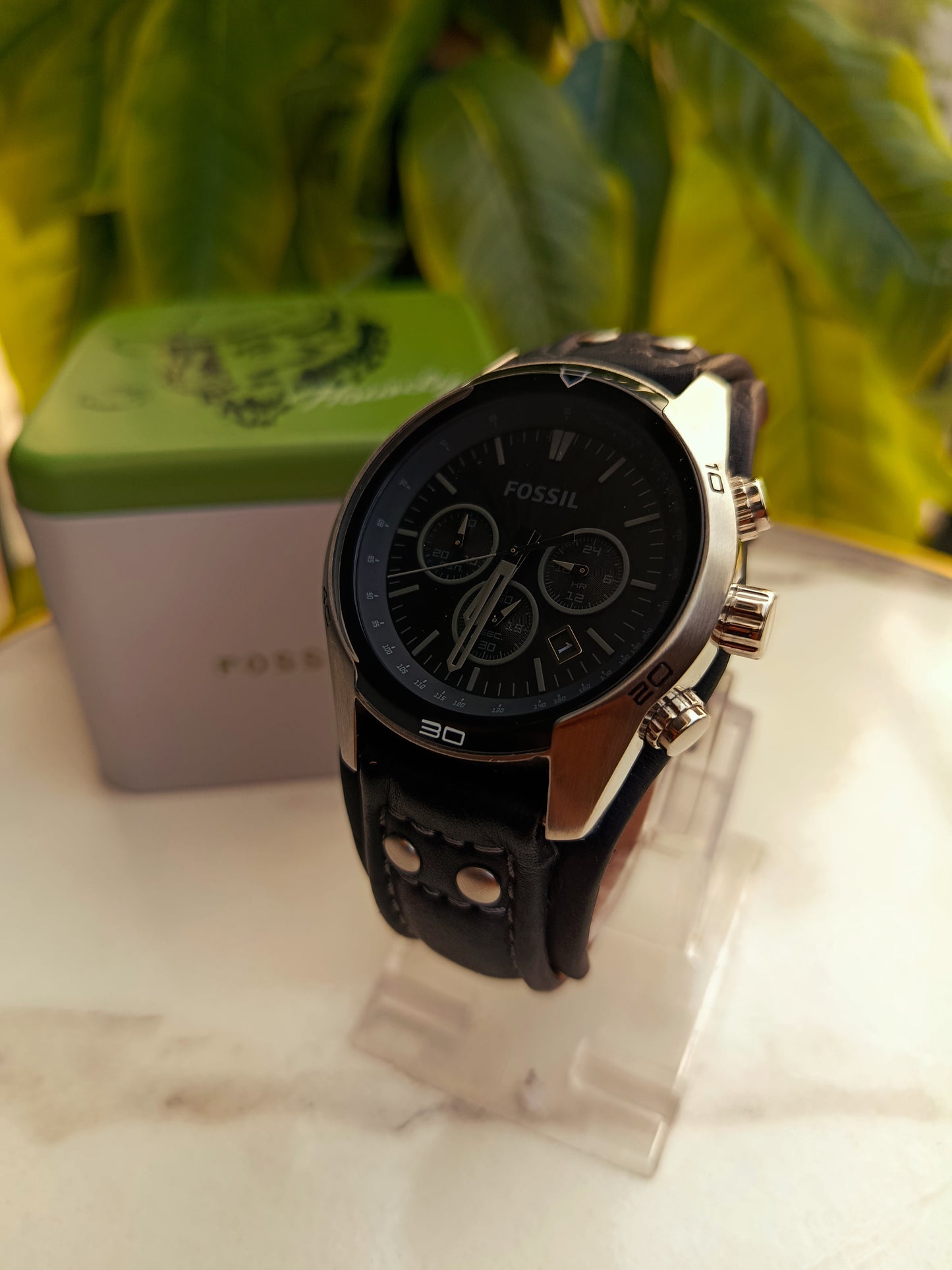 Classic Chronograph Leather Watch – FLCH2586