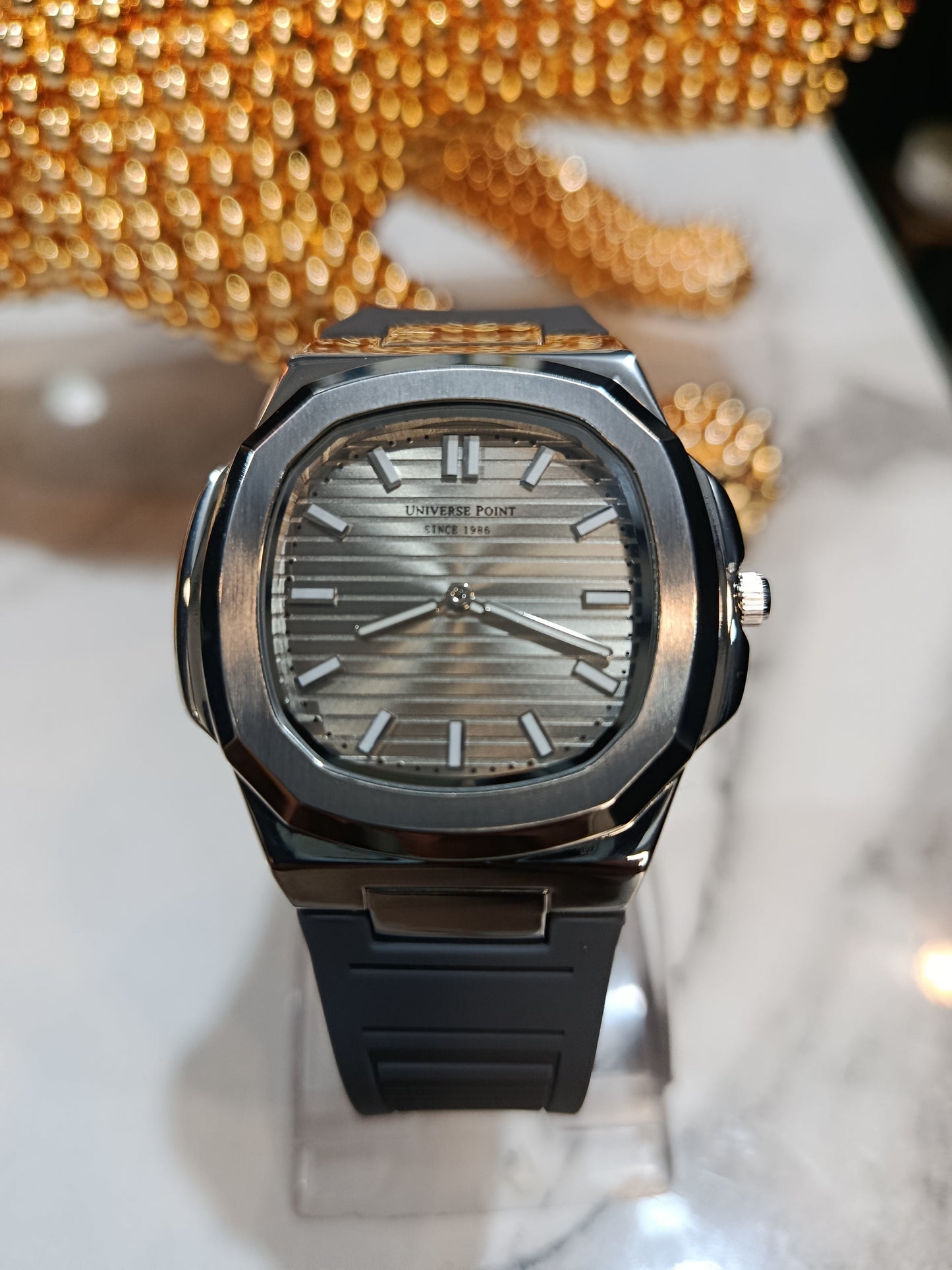 Universe Point Grey Dial Men's Silicone Strap watch