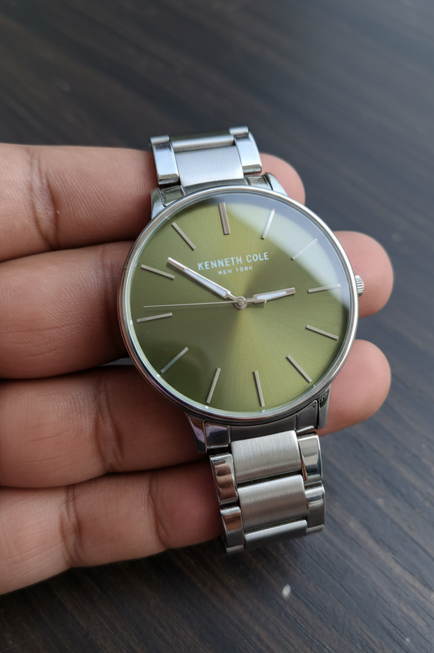 Kenneth Cole KC15059002 – Men’s Stainless Steel Olive Green Dial Analog Watch
