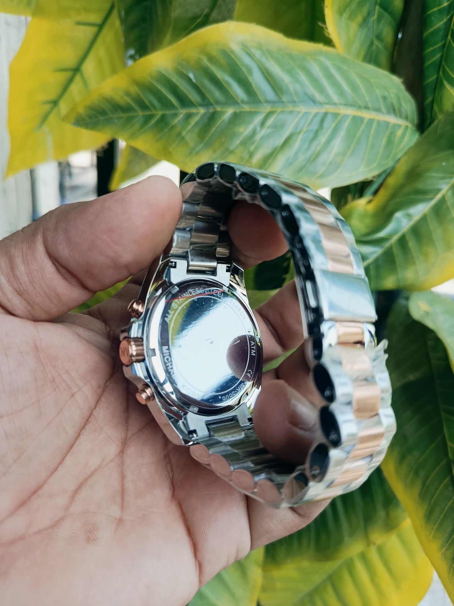 Michael Kors MK5606 Men’s Chronograph Watch – Black Dial Rose Gold Tone Stainless Steel