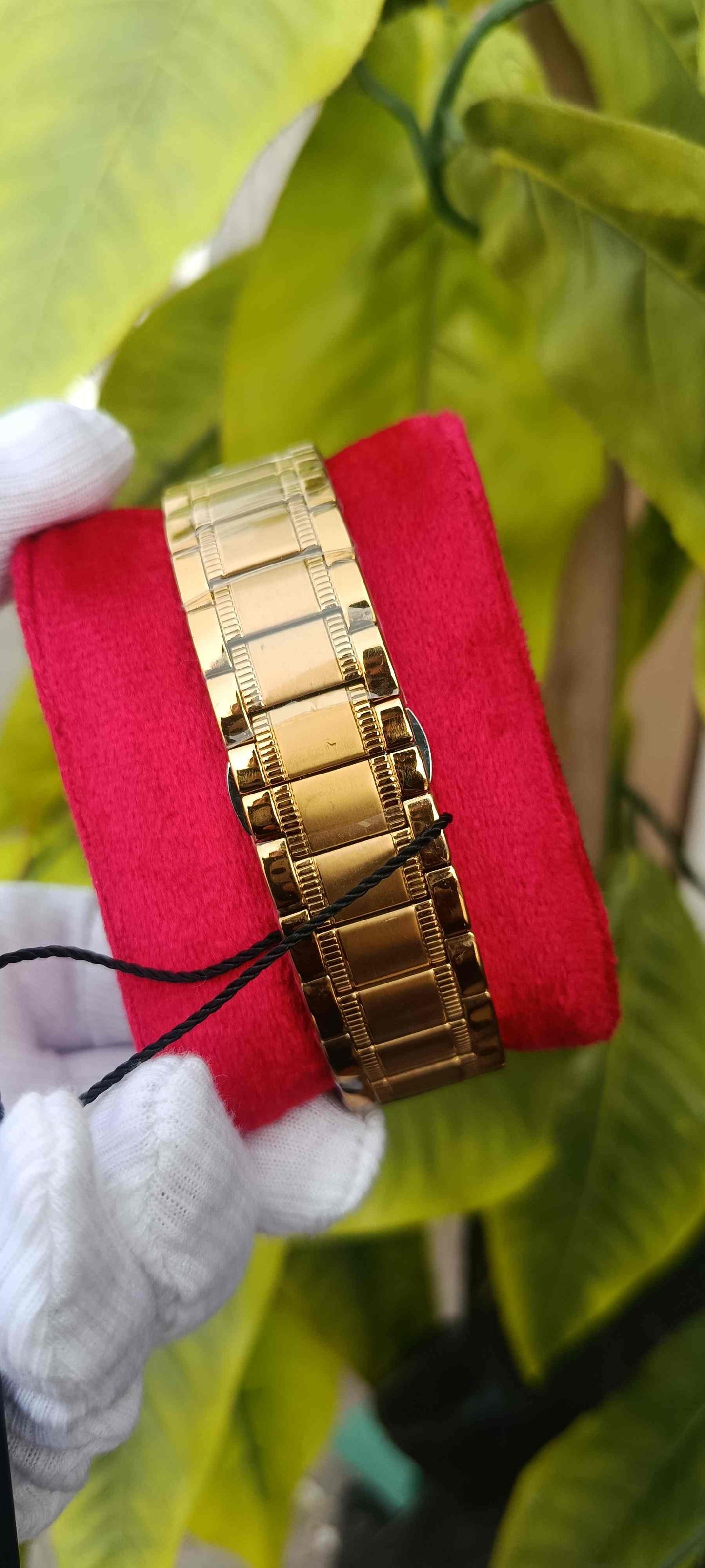 FITRON Gold Dial Roman Numeral Sapphire Watch | Gold Stainless Steel Bracelet with Fluted Bezel