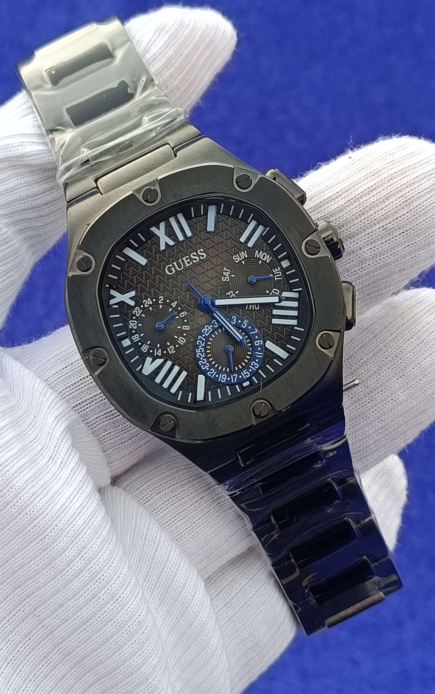 Guess Headliner Men's Multifunction Watch – GW0572G3 | Black Dial | Steel Bracelet | 42mm