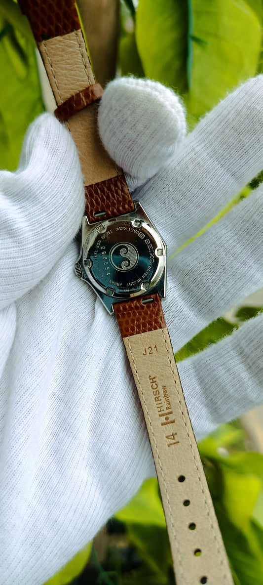 Seiko Silver Wave Women's Quartz Men's Watch with Day-Date, Brown Leather Strap