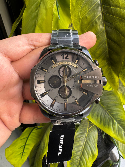 Diesel Men’s Chronograph Watch (Model: DZ4466)