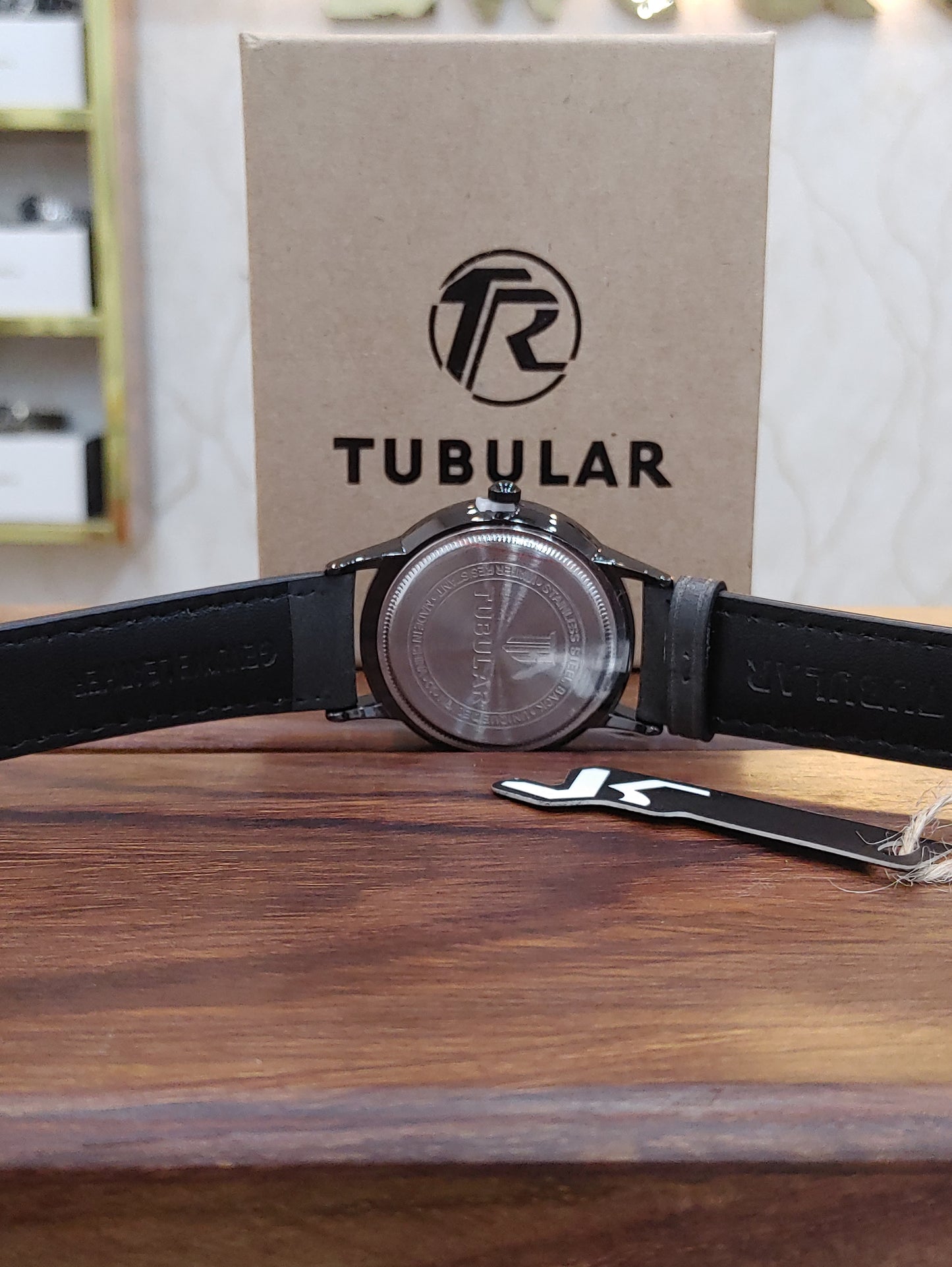 Tubular Wrist Watches For Men