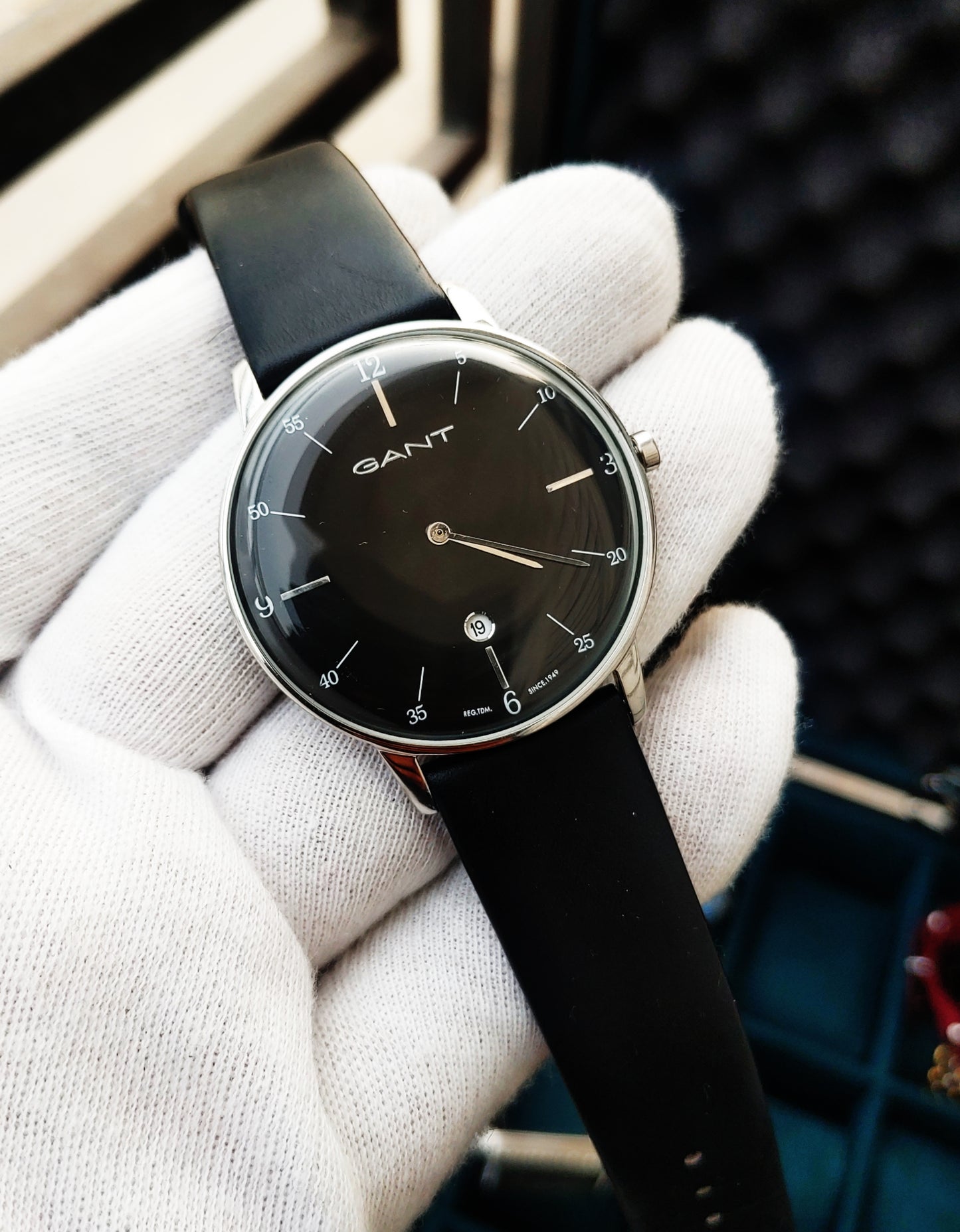Gant Identification NGT046 Leather Strap Slim Watch For Men