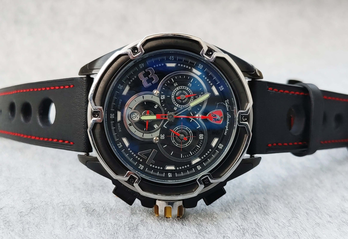 Tonino Lamborghini Mesh Chronograph Watch TL 807SB – Carbon Bezel, PVD Case